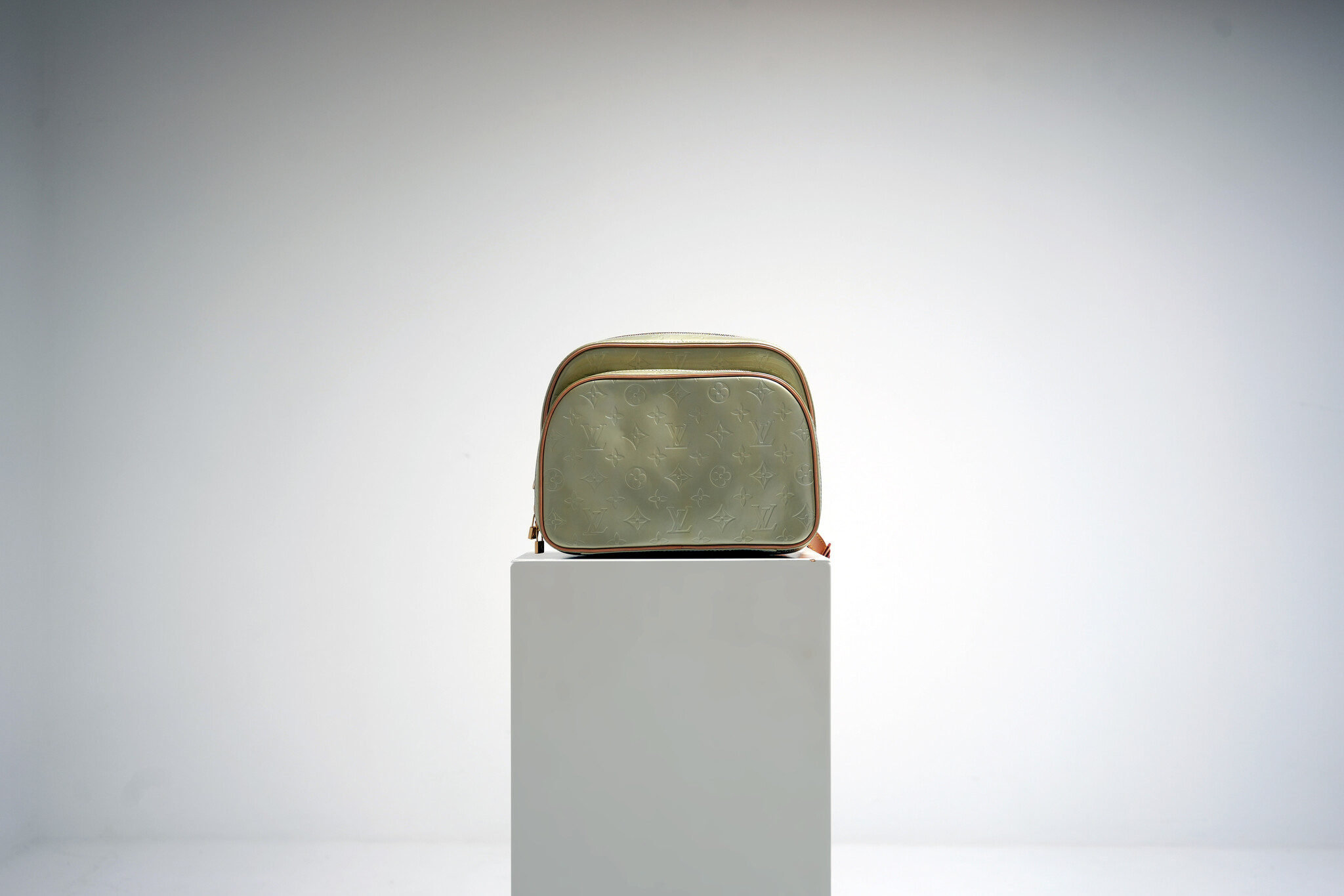 Sac à dos Louis Vuitton Murray en vernis monogramme Citrine Monogram