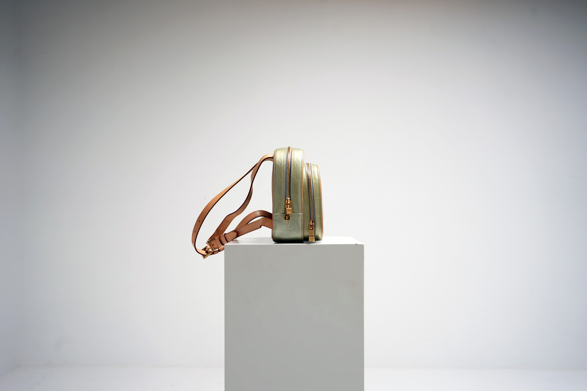 Sac à dos Louis Vuitton Murray en vernis monogramme Citrine Monogram