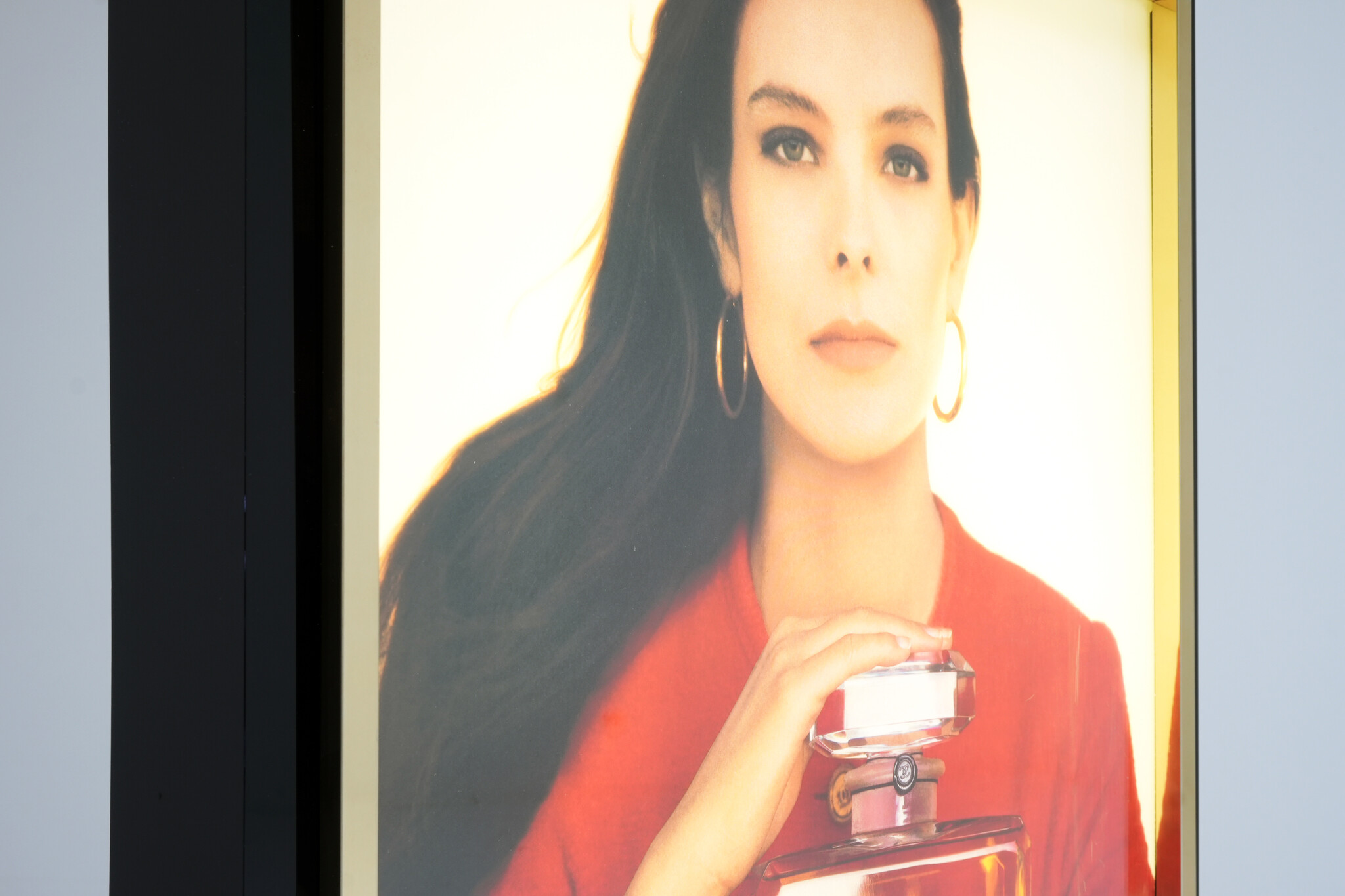 Original Illuminated CHANEL Display – Carole Bouquet