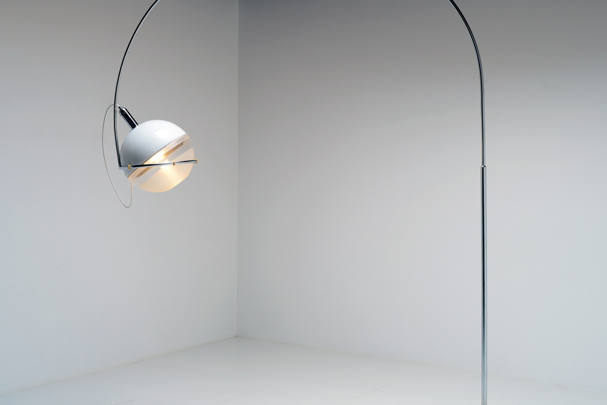 Spaceage vloerlamp van Fabio Lenci voor Guzzini, 1970's