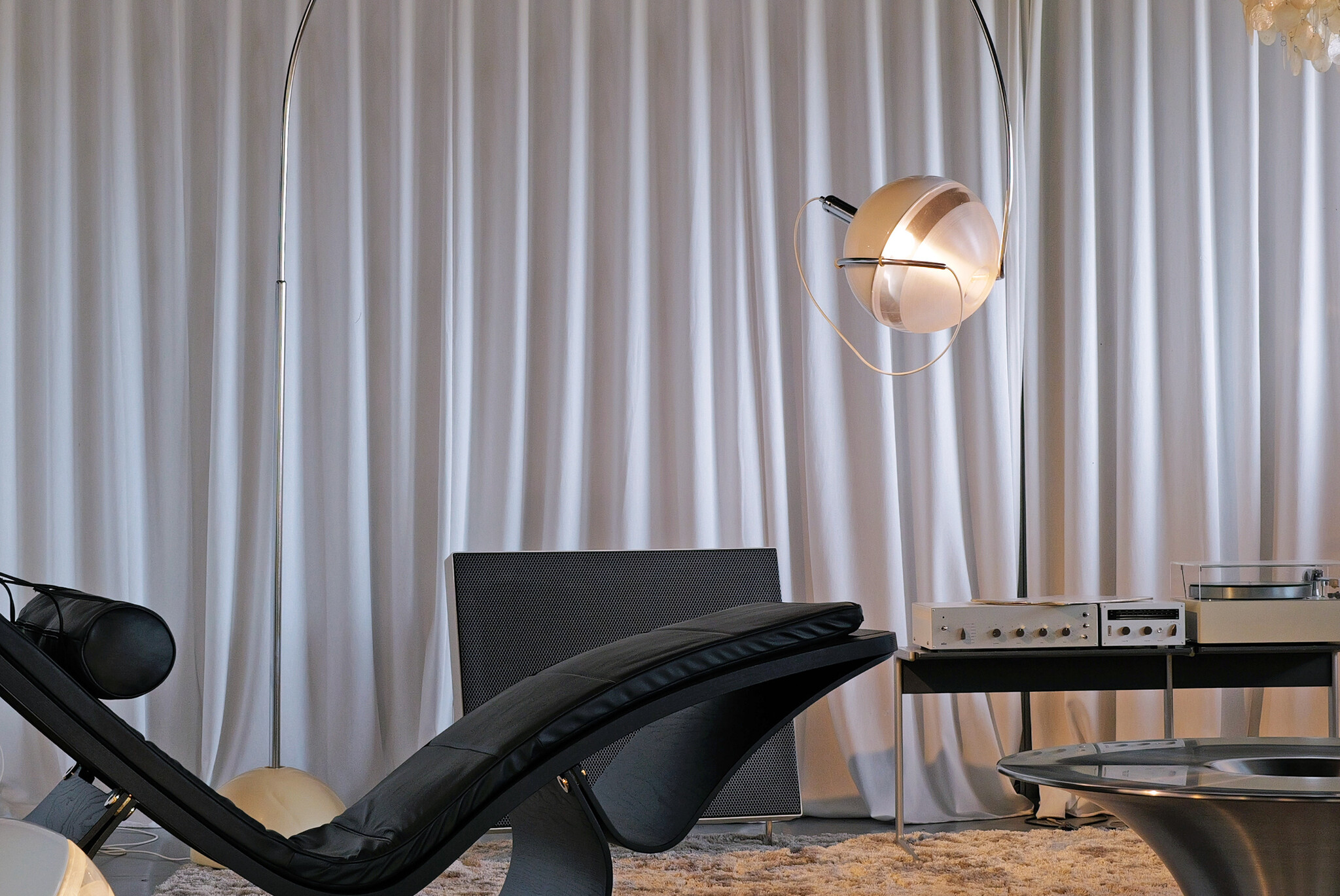 Spaceage vloerlamp van Fabio Lenci voor Guzzini, 1970's