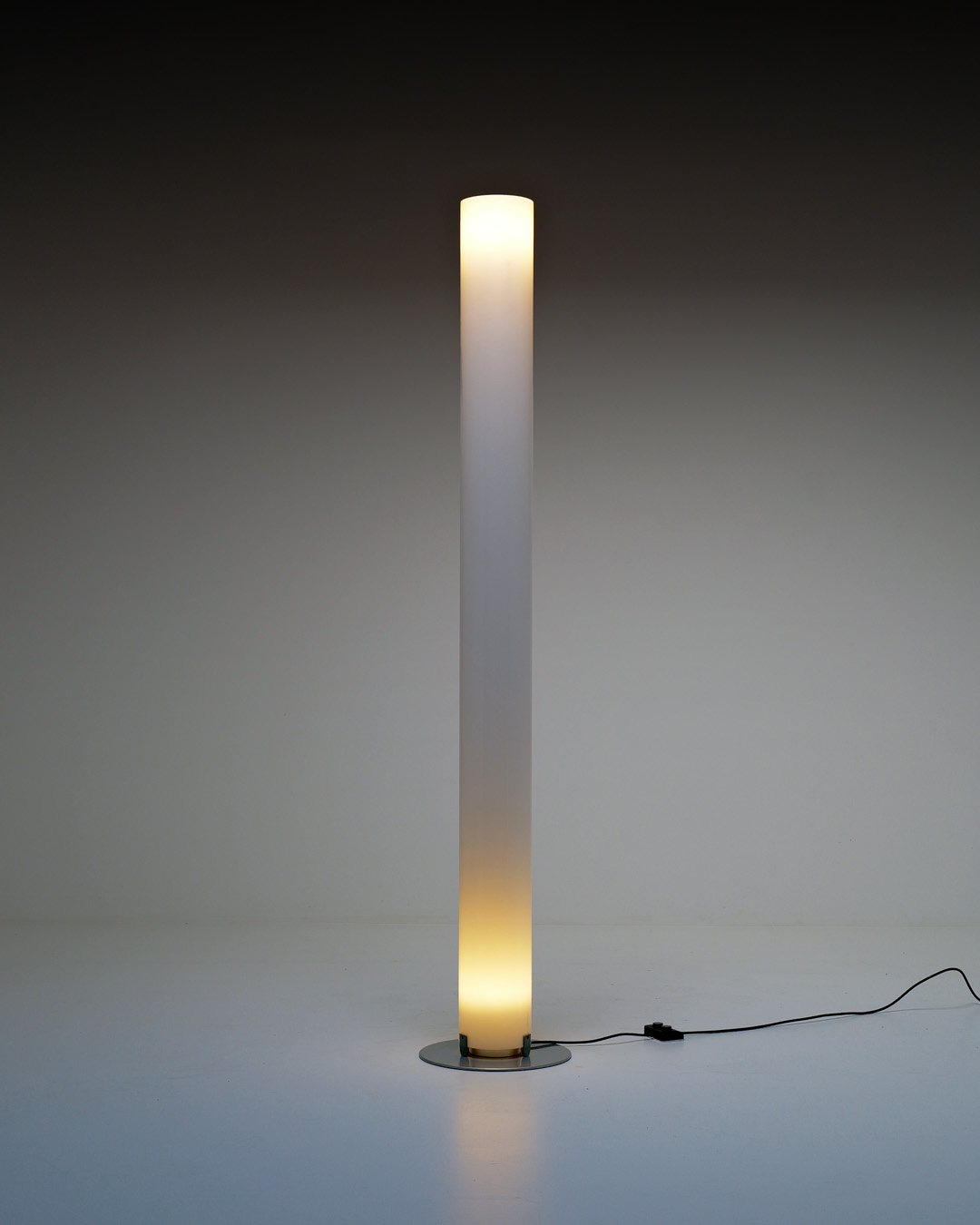 Stylos floor lamp Flos - WAUW