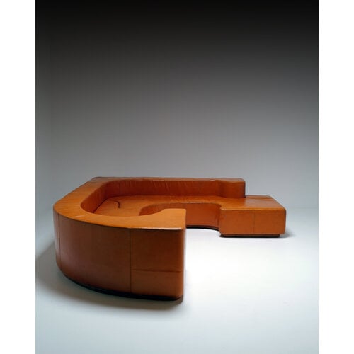 Lara sofa by Roberto Pamio, Massari