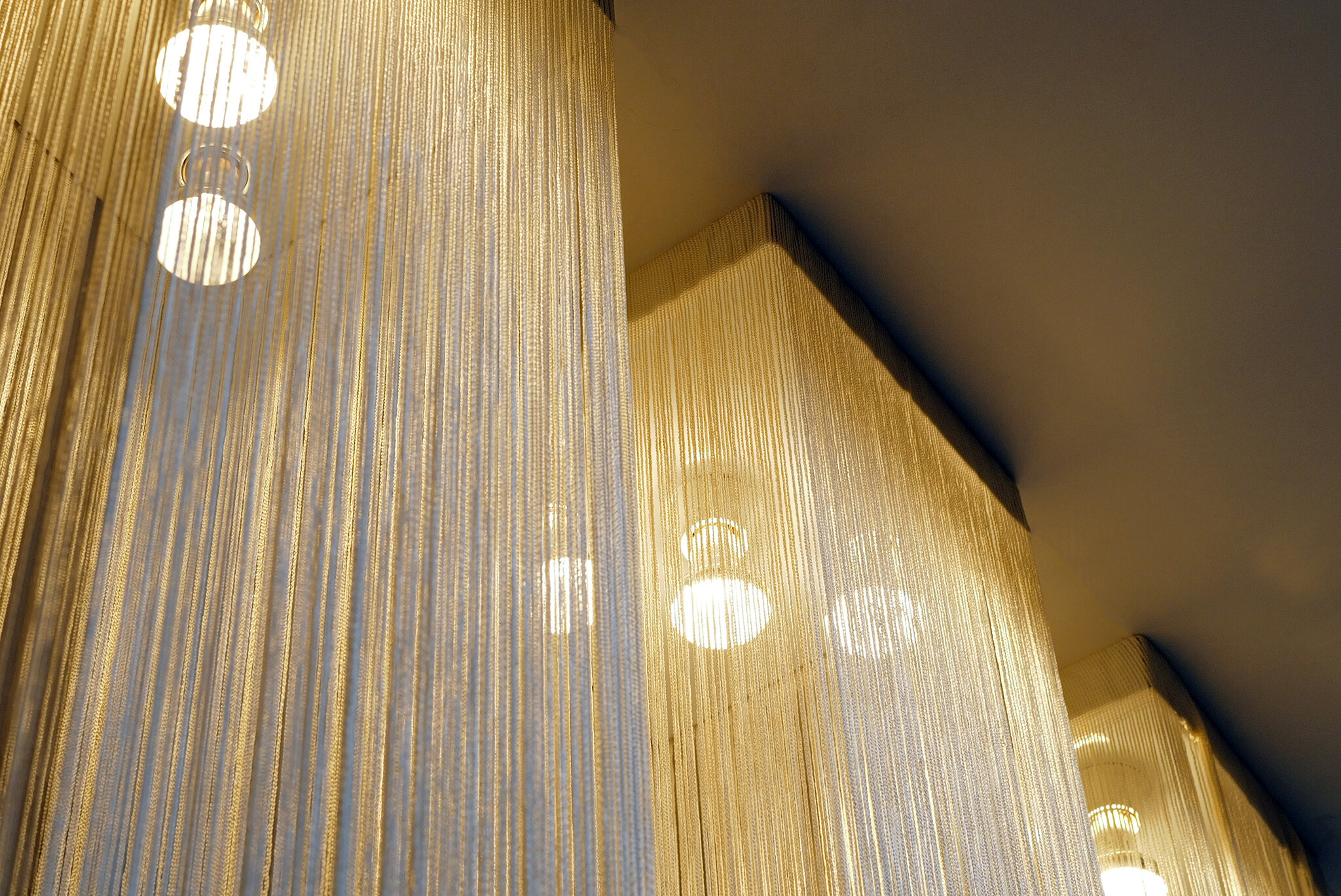 'Garbo' plafondlampen van Mariyo yago voor Sirrah, 1980's