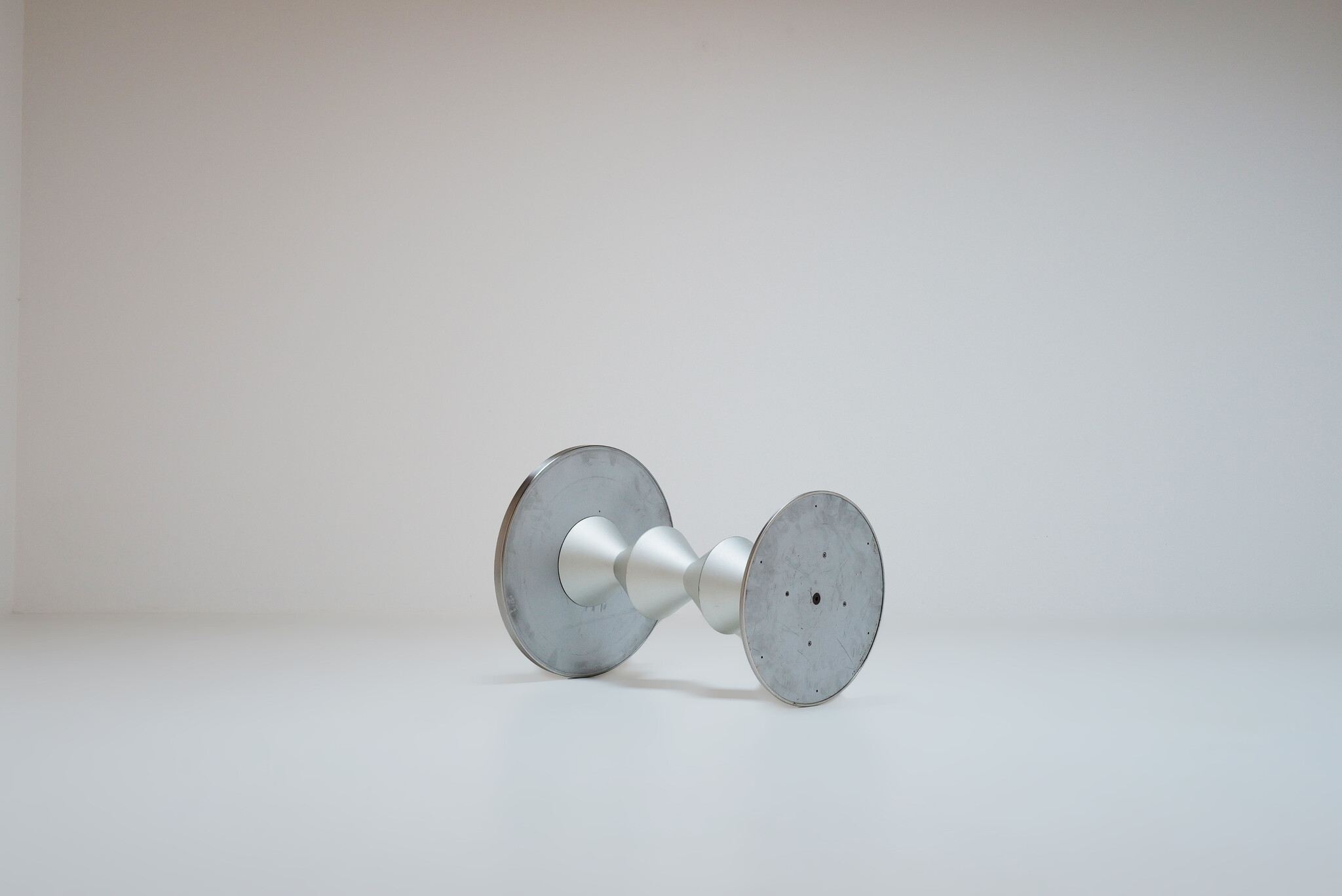 James Irvine bar table 'Tavola Bar' voor Metals Group, 1980s