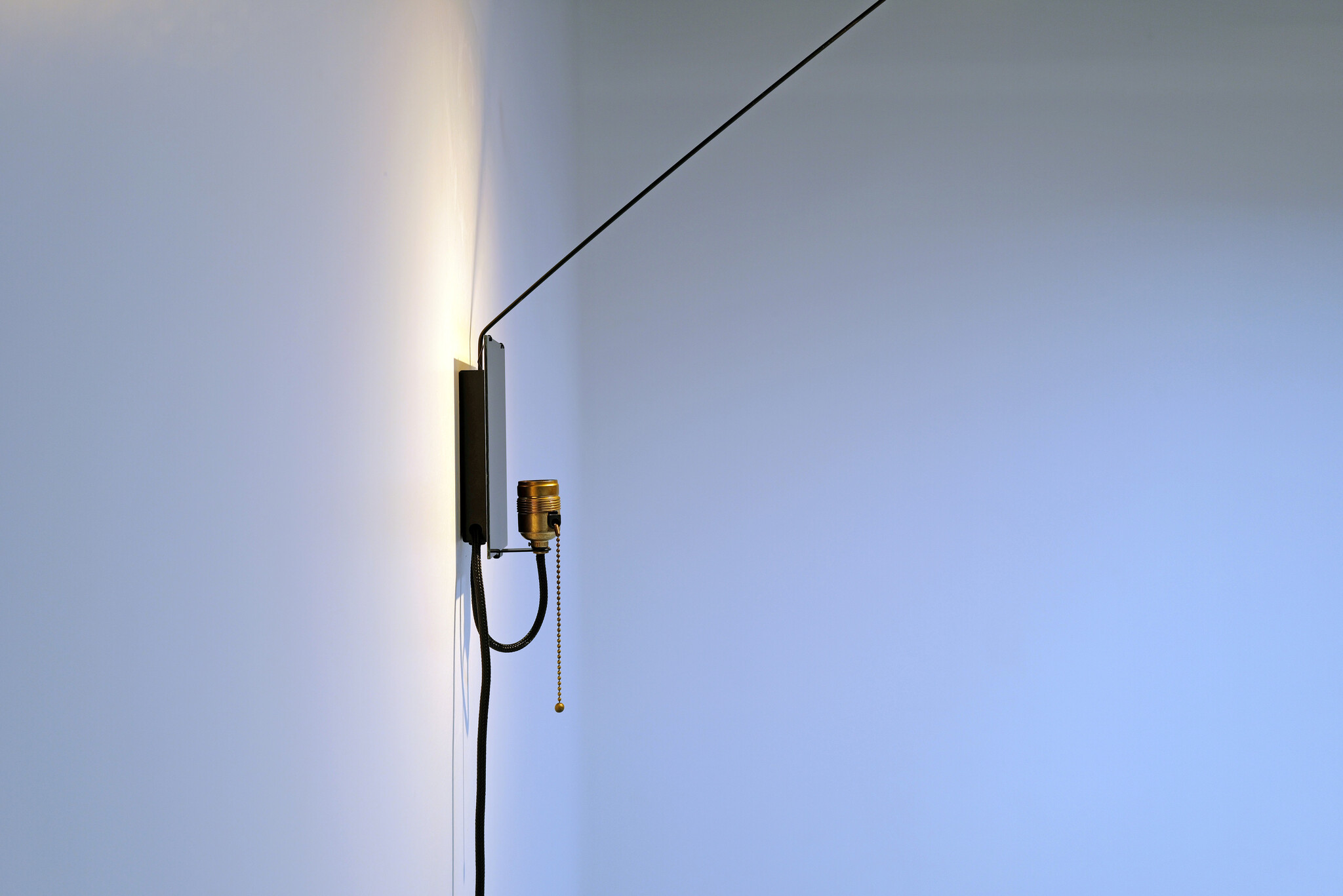 Ingo Maurer Holonzki Wandlamp