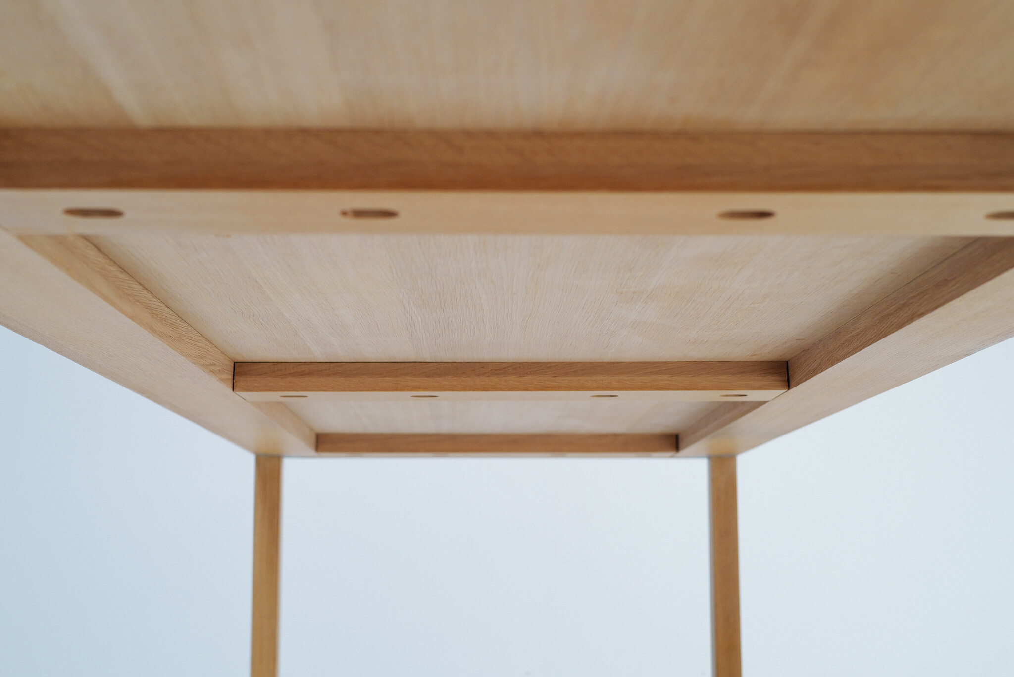 Tafel Maarten Van Severen T88W for TOP MOUTON