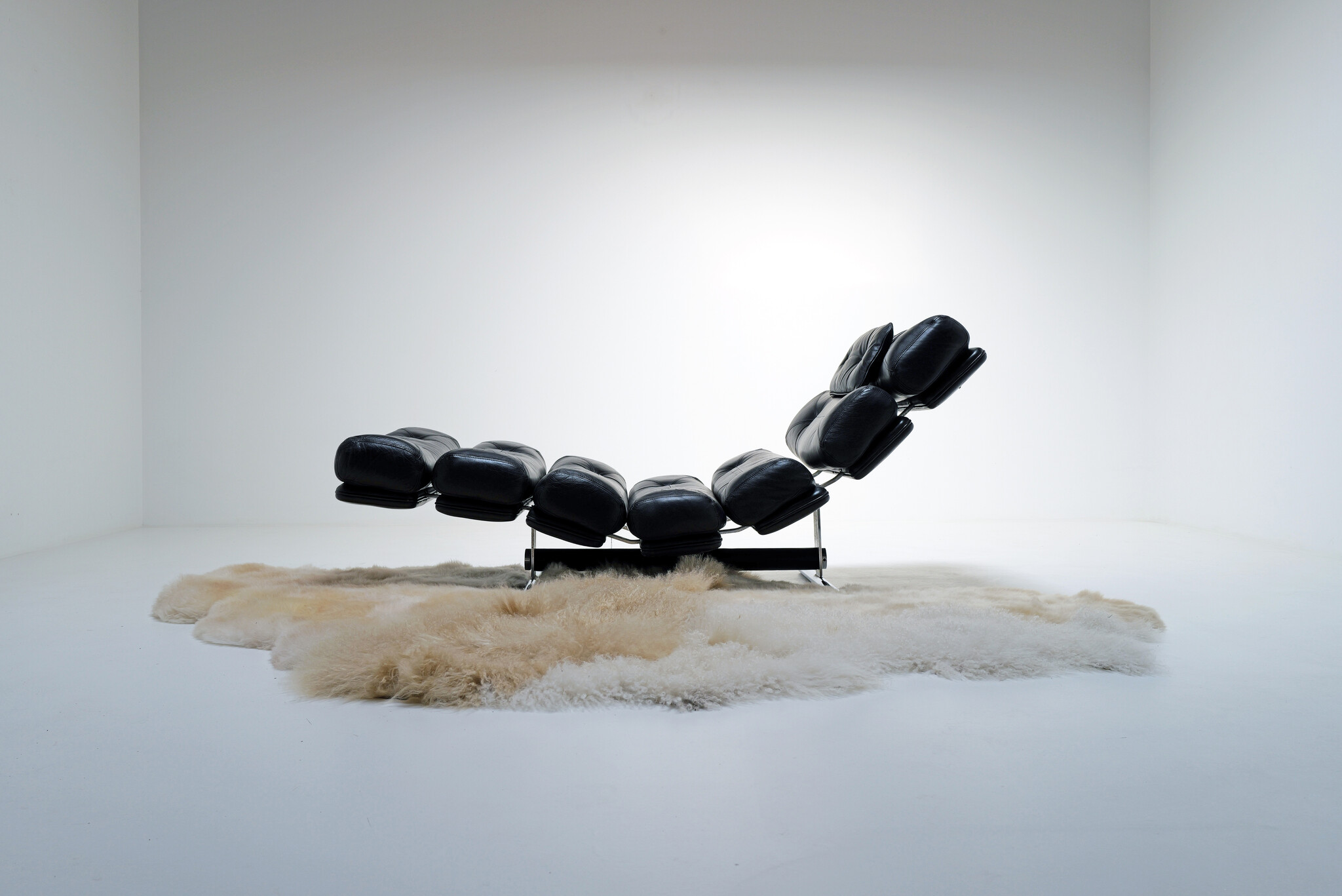 Carine Boxy “Shiny” XL Landscape carpet, 2025