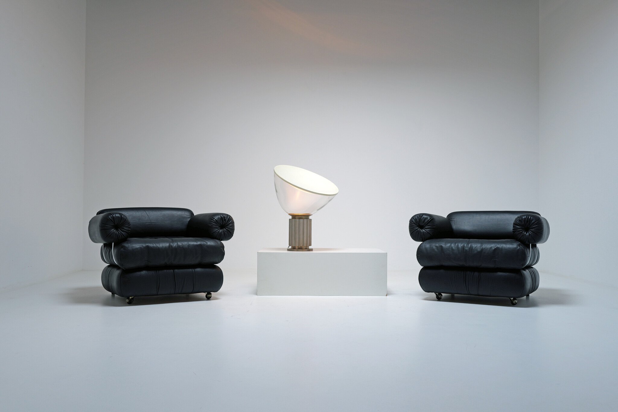 Giovannetti “Bauhaus” club chairs, 1960s