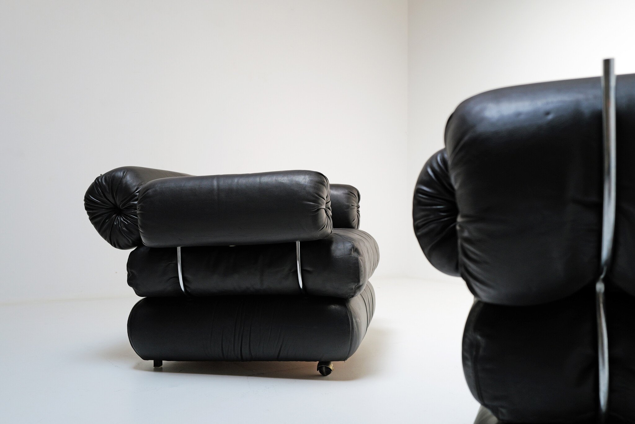 Giovannetti “Bauhaus” club chairs, 1960s