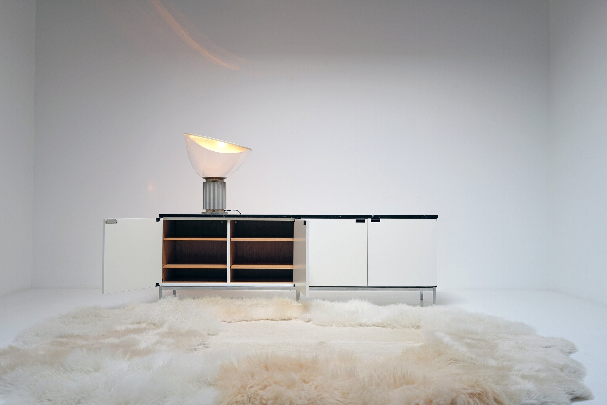 Knoll Credenza ontworpen door Florence Knoll, 1961