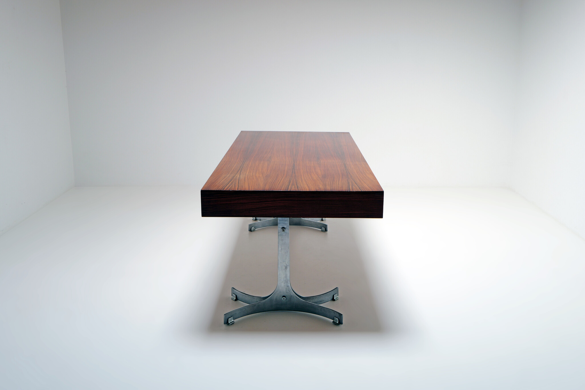 Exclusieve desk van Trau Arredamenti Metallici S.P.A, 1960s