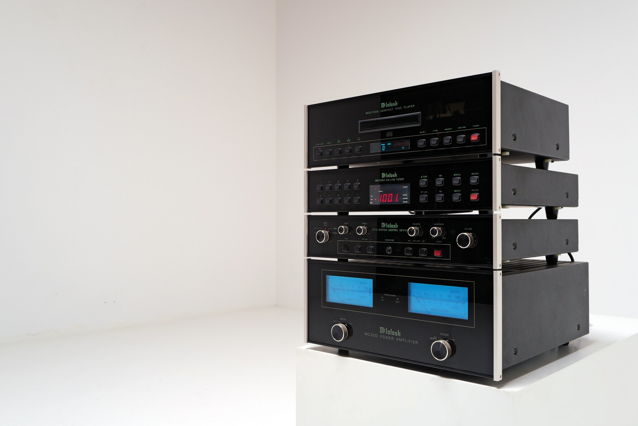 McIntosh stereo toren, 1990's