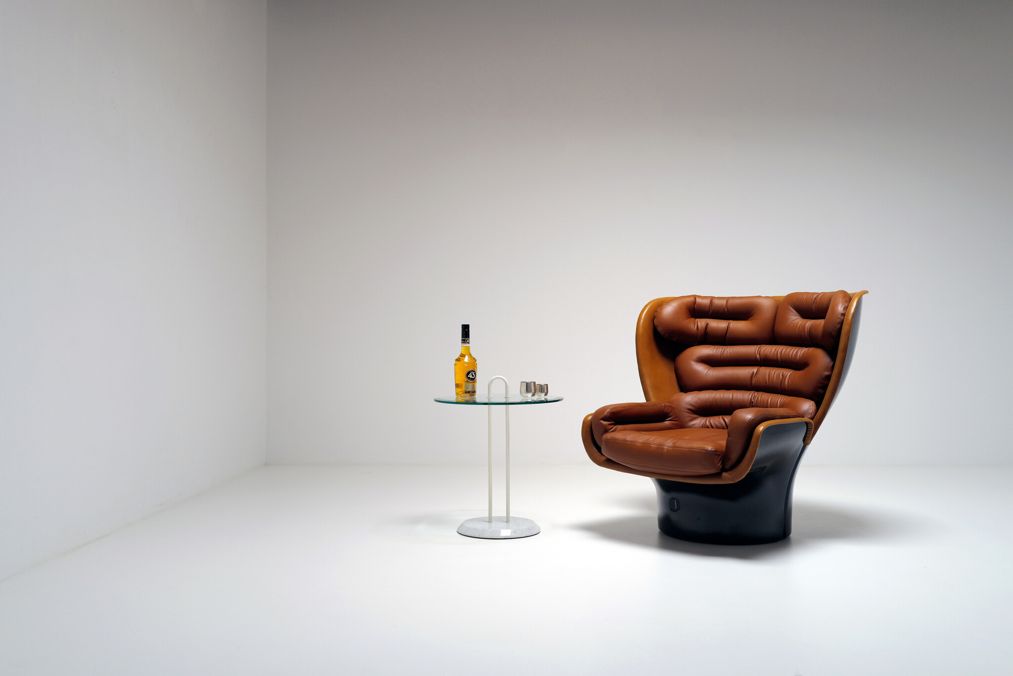 Bijzettafel Vico Magistretti voor Cattelan Italia