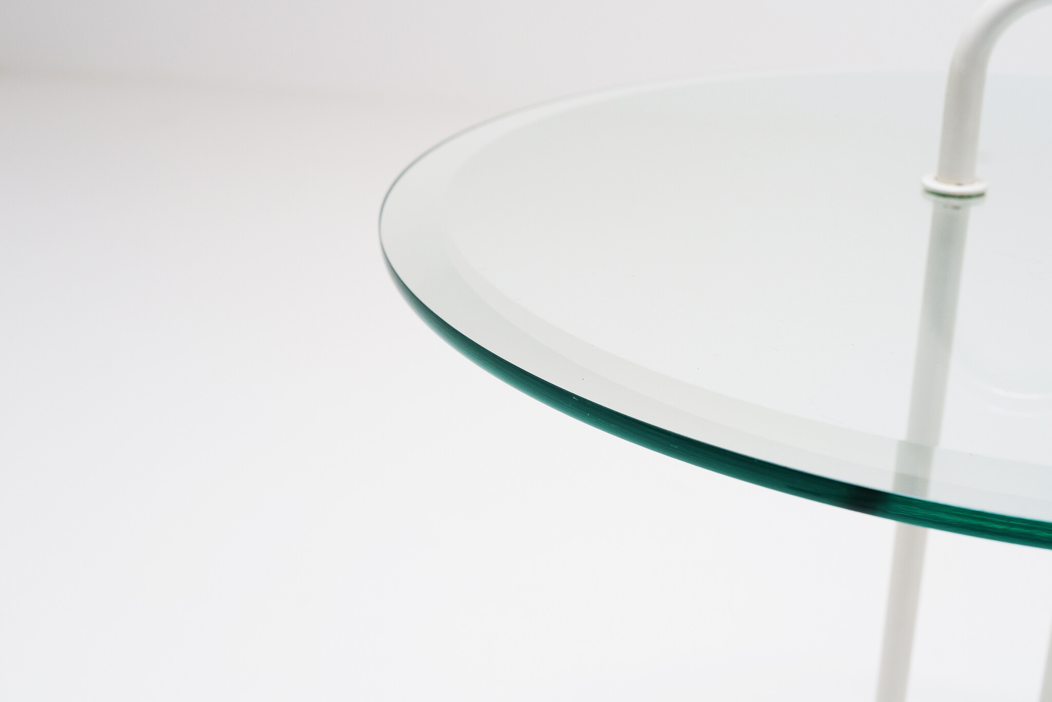 Bijzettafel Vico Magistretti voor Cattelan Italia