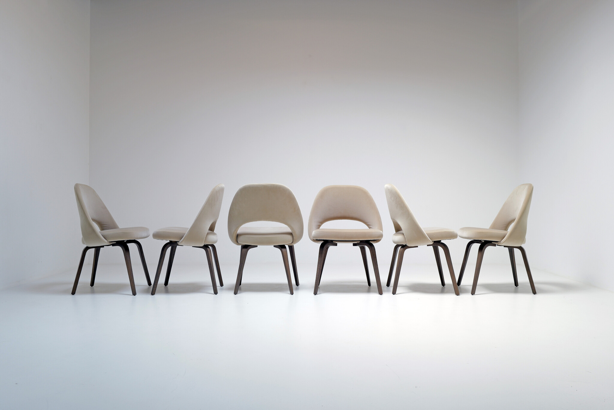 Eero Saarinen “Conference” stoelen voor Knoll International, 1948