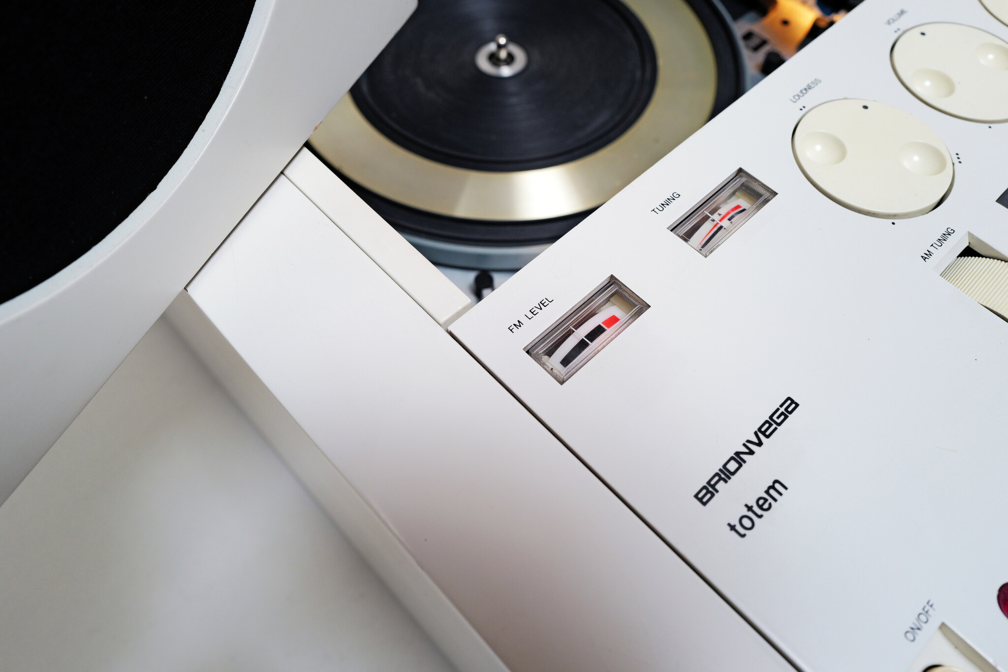 Brionvega Totem RR130 by Mario Bellini, 1970s