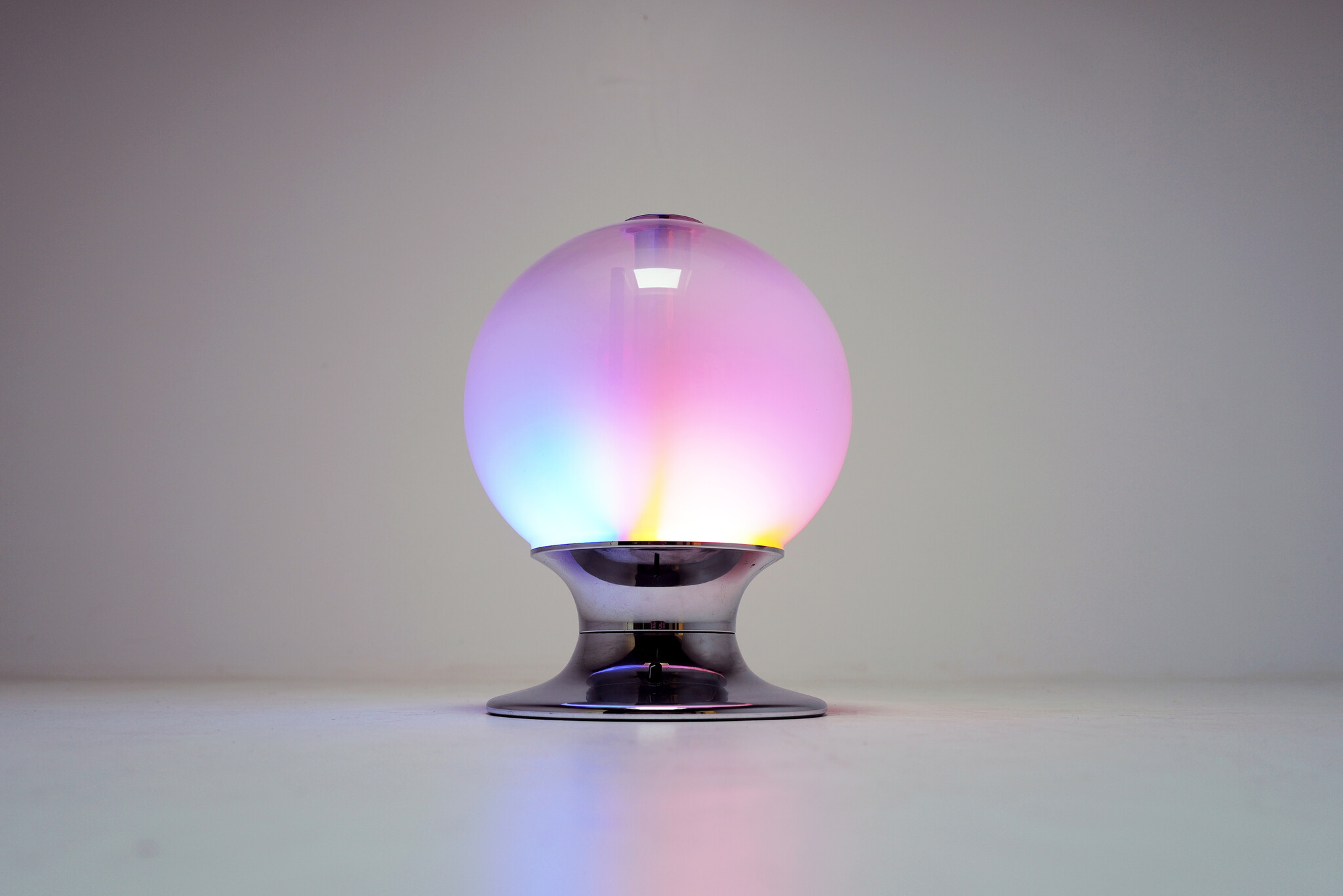 Sphere table Lamp by Selenova in Chrome, 1970’s