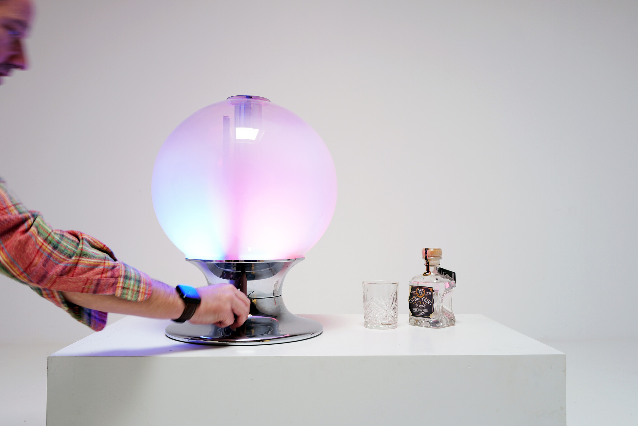 Sphere table Lamp by Selenova in Chrome, 1970’s