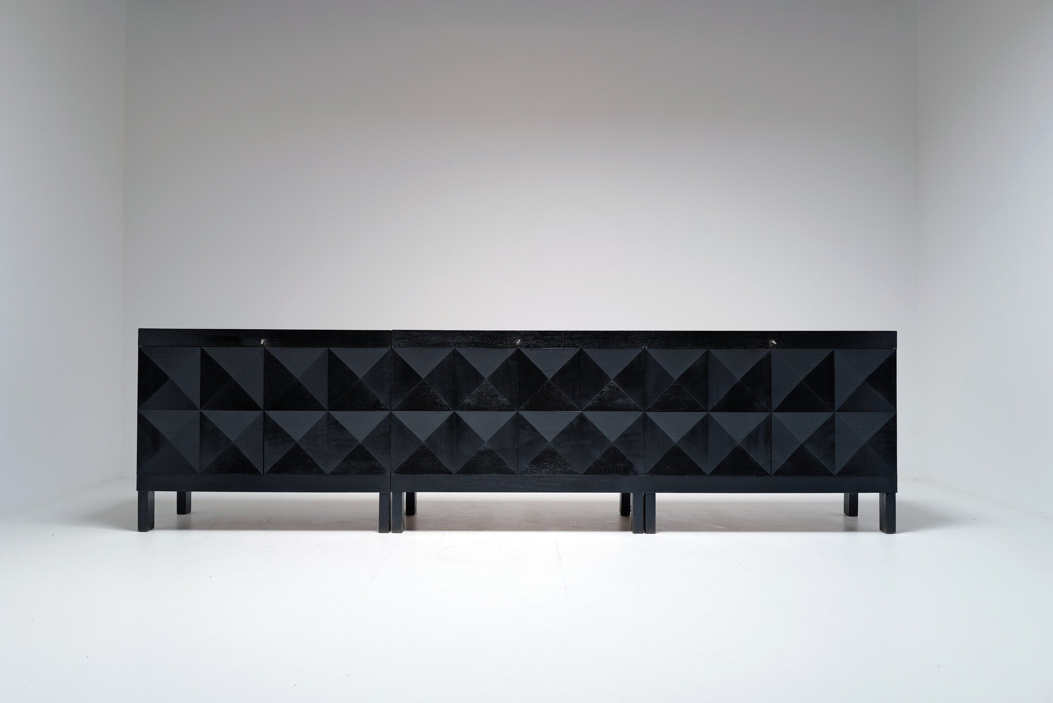 Zeldzame brutalistische sideboard en barkast van J. Batenburg voor E.M.Y, België, 1969
