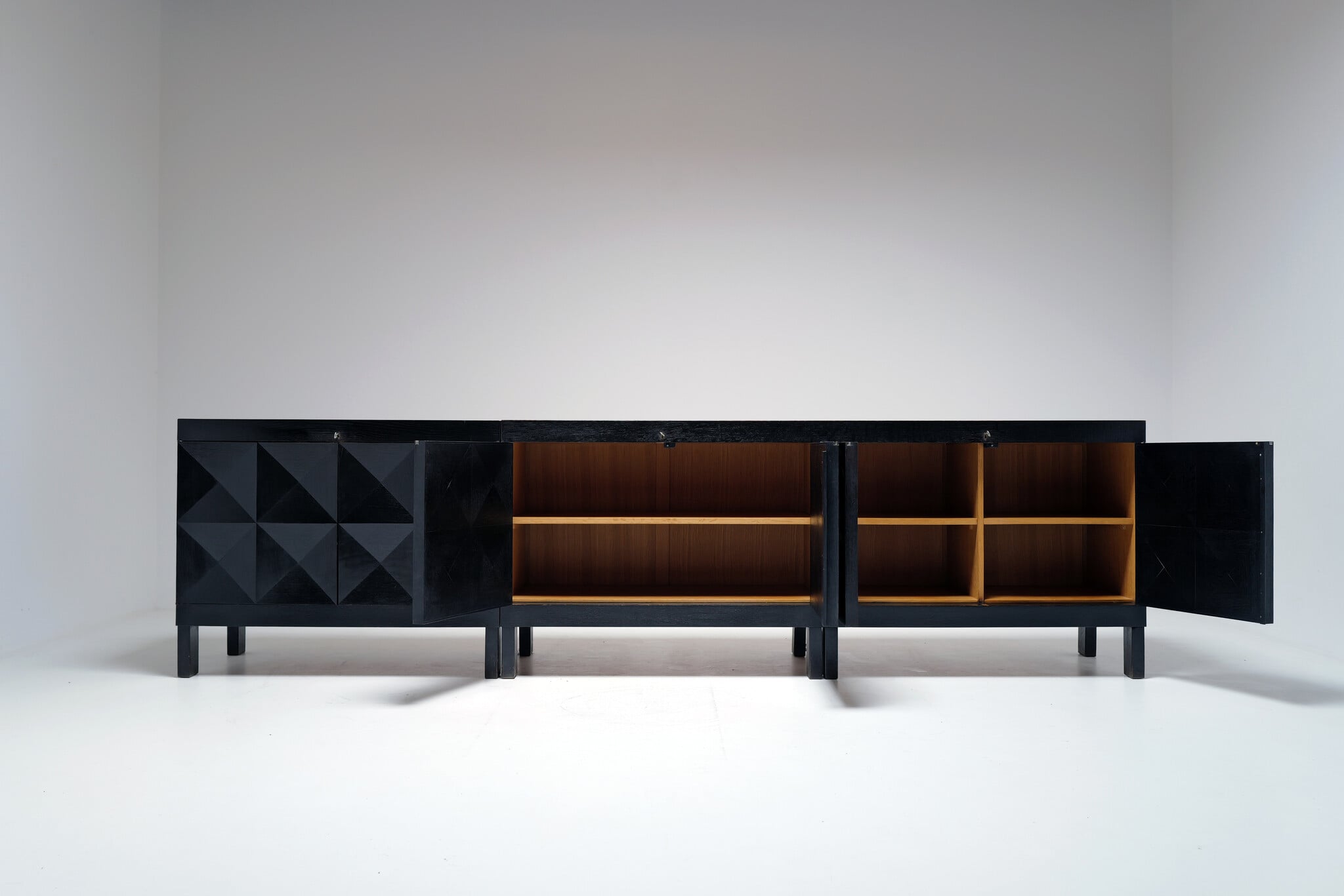 Zeldzame brutalistische sideboard en barkast van J. Batenburg voor E.M.Y, België, 1969