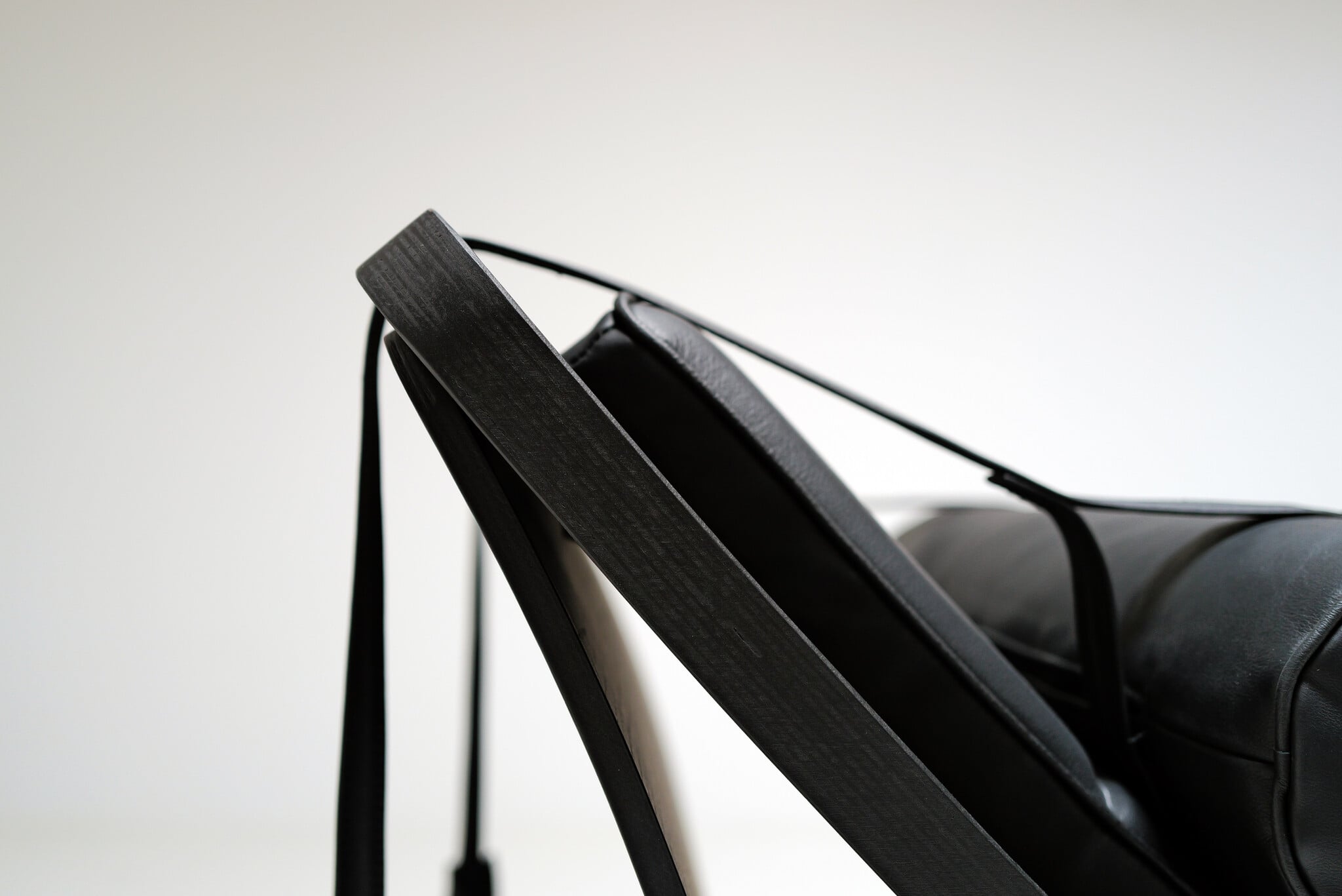 ‘Rio’ Rocking Chaise Lounge van Oscar Niemeyer