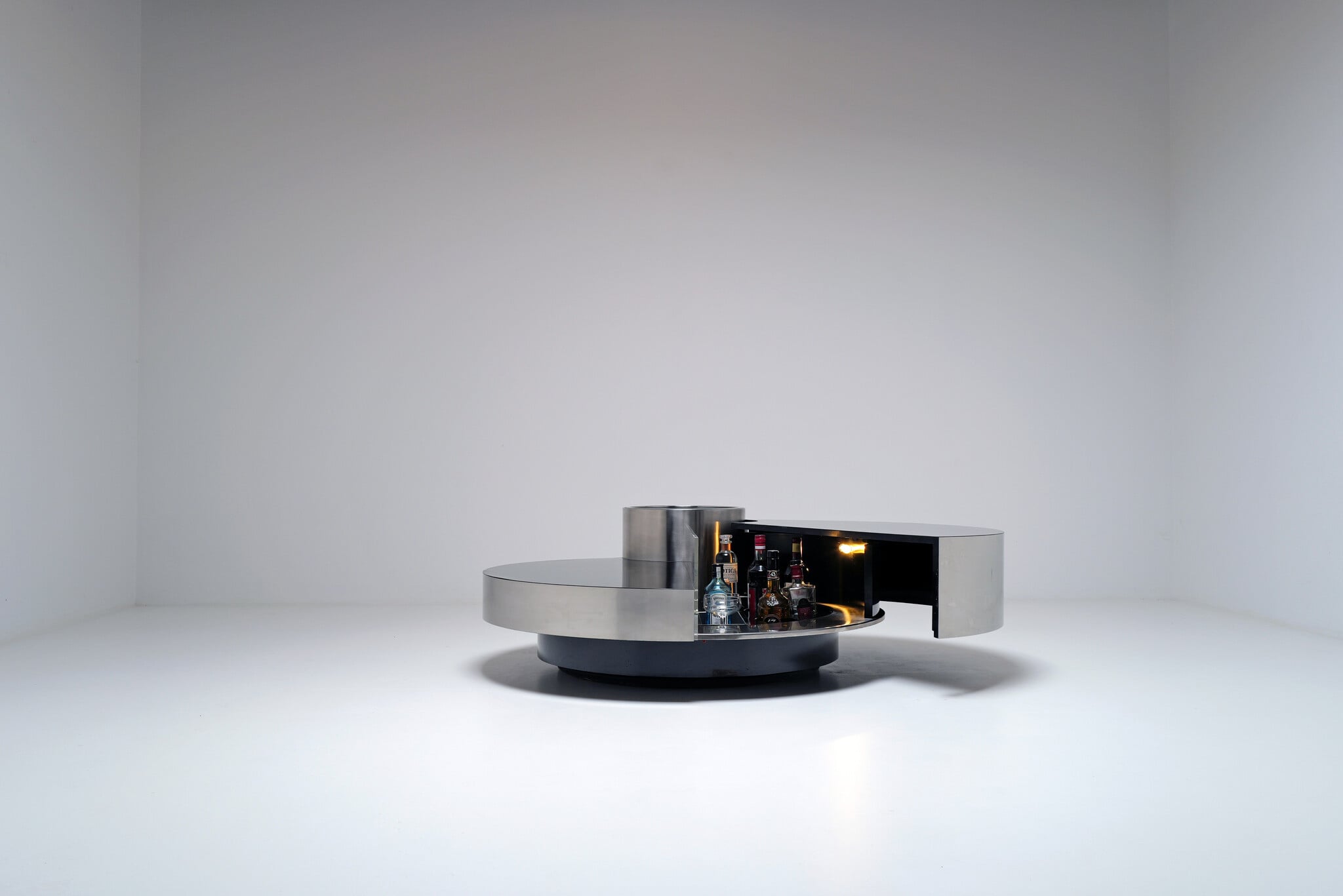 Massimo Papiri coffee table bar voor Mario Sabot, 1970s
