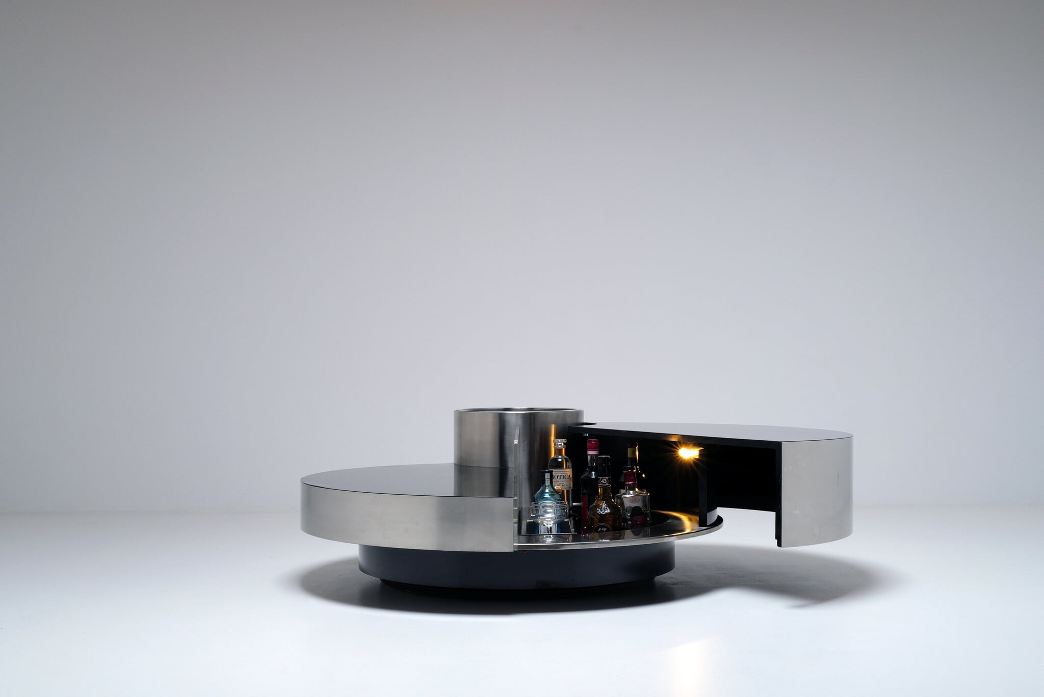 Massimo Papiri coffee table bar voor Mario Sabot, 1970s
