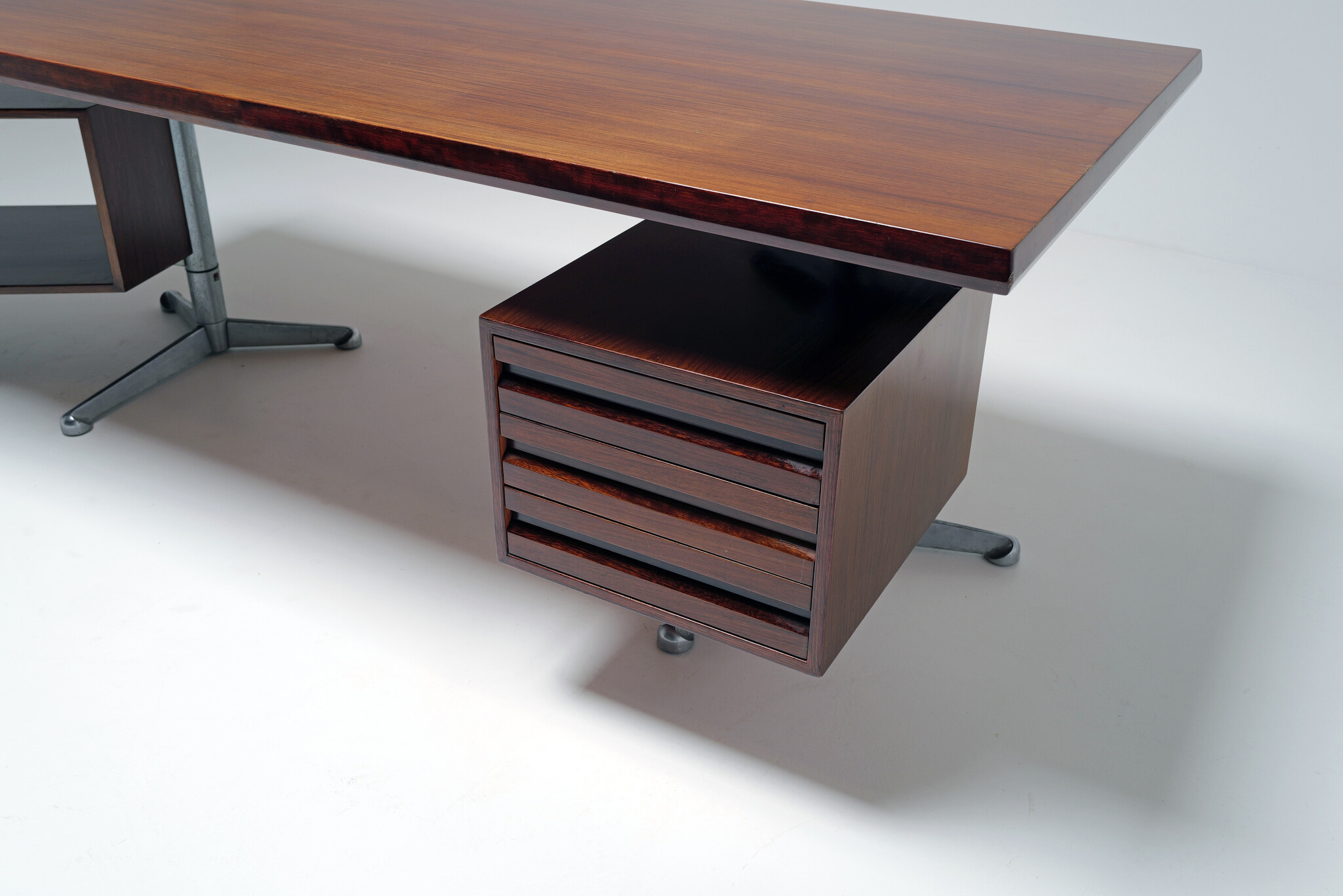Directiebureau van Osvaldo Borsani voor Tecno Milano, 1956