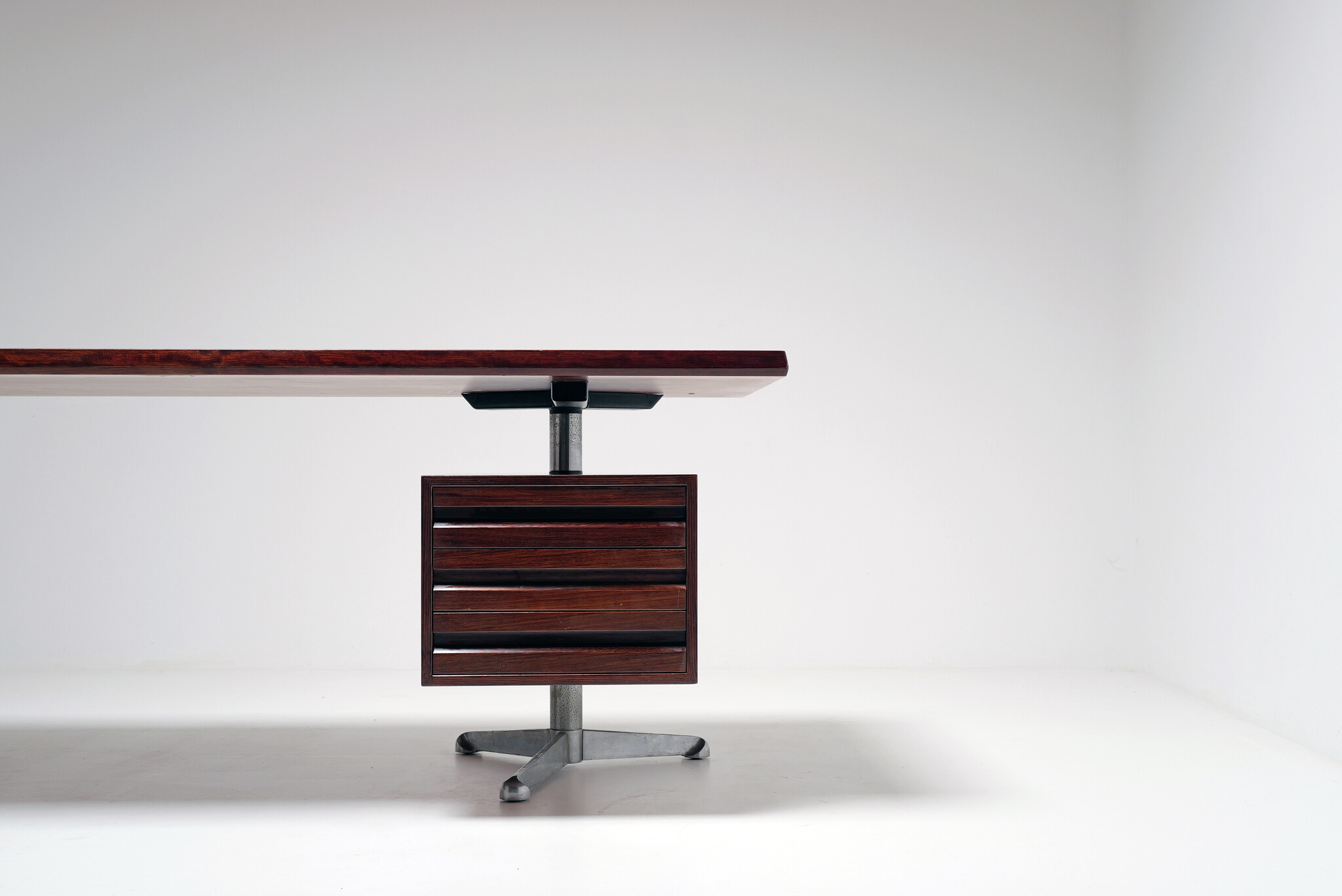 Directiebureau van Osvaldo Borsani voor Tecno Milano, 1956