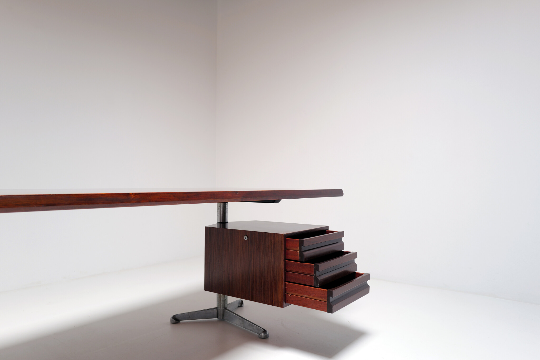 Directiebureau van Osvaldo Borsani voor Tecno Milano, 1956