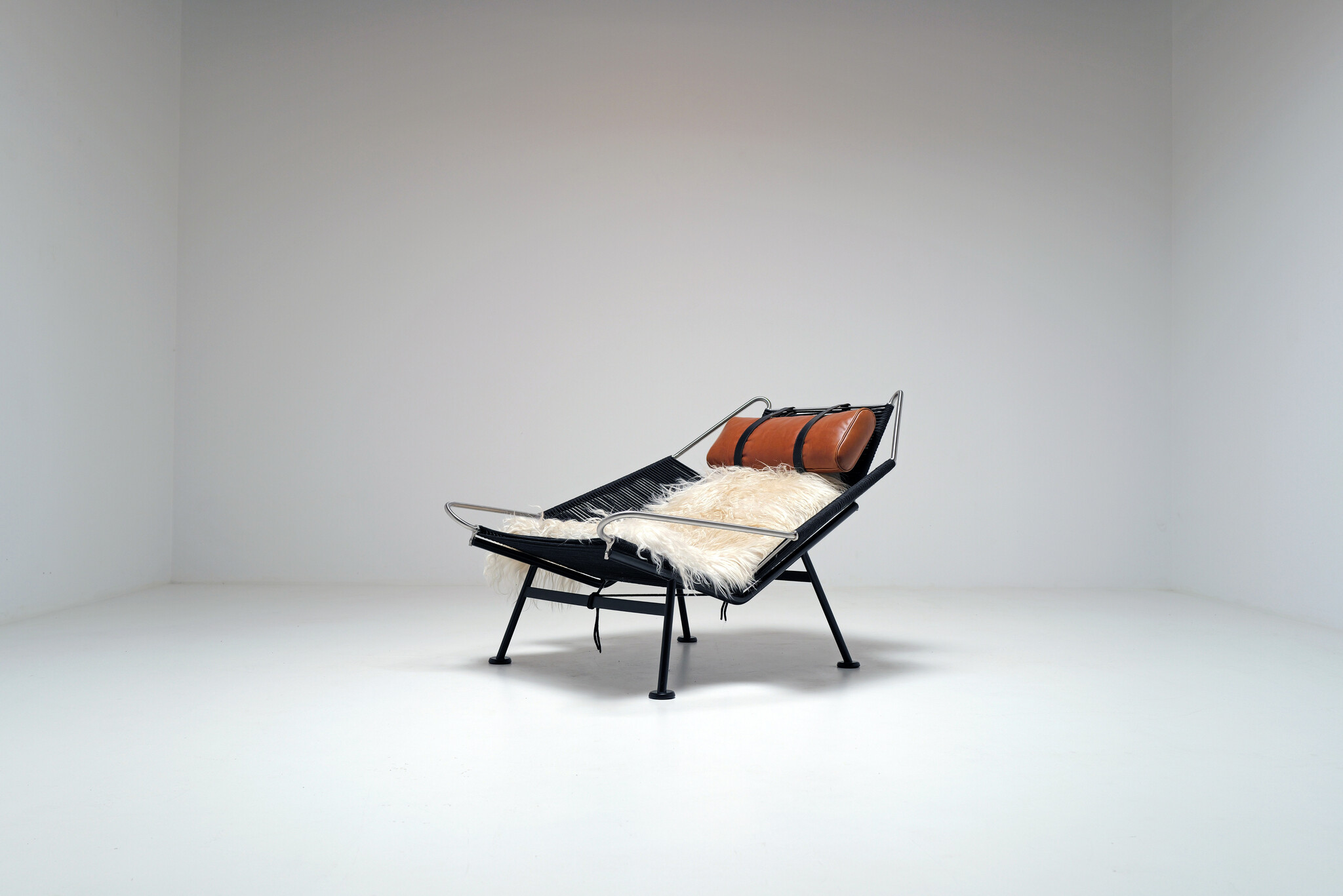 Flag Halyard Lounge Chair van Hans J. Wegner voor PP Møbler