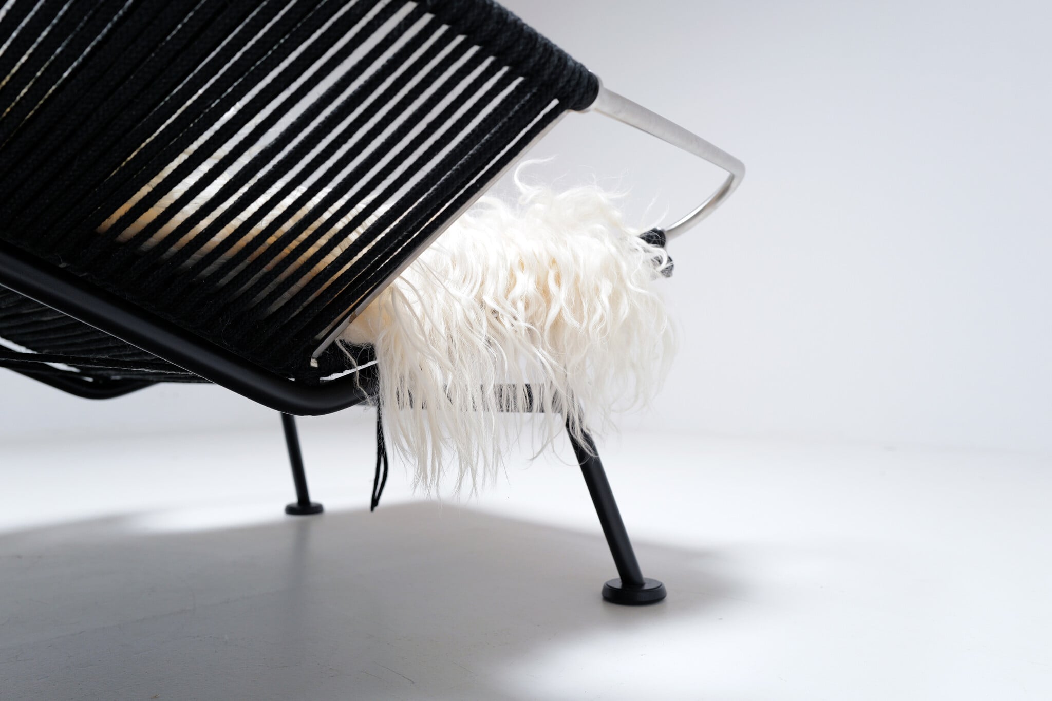 Flag Halyard Lounge Chair van Hans J. Wegner voor PP Møbler