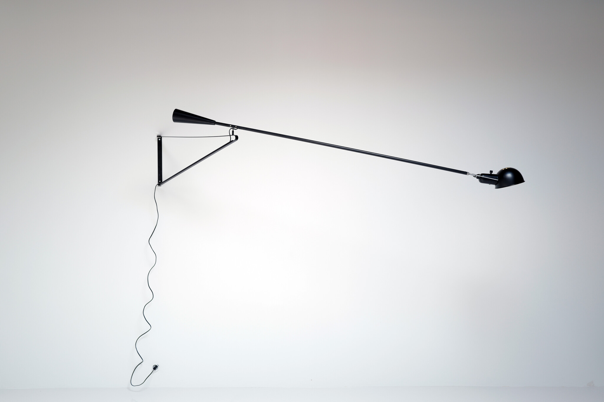 Wall lamp Model 265 van Paolo Rizzatto voor Arteluce, 1973