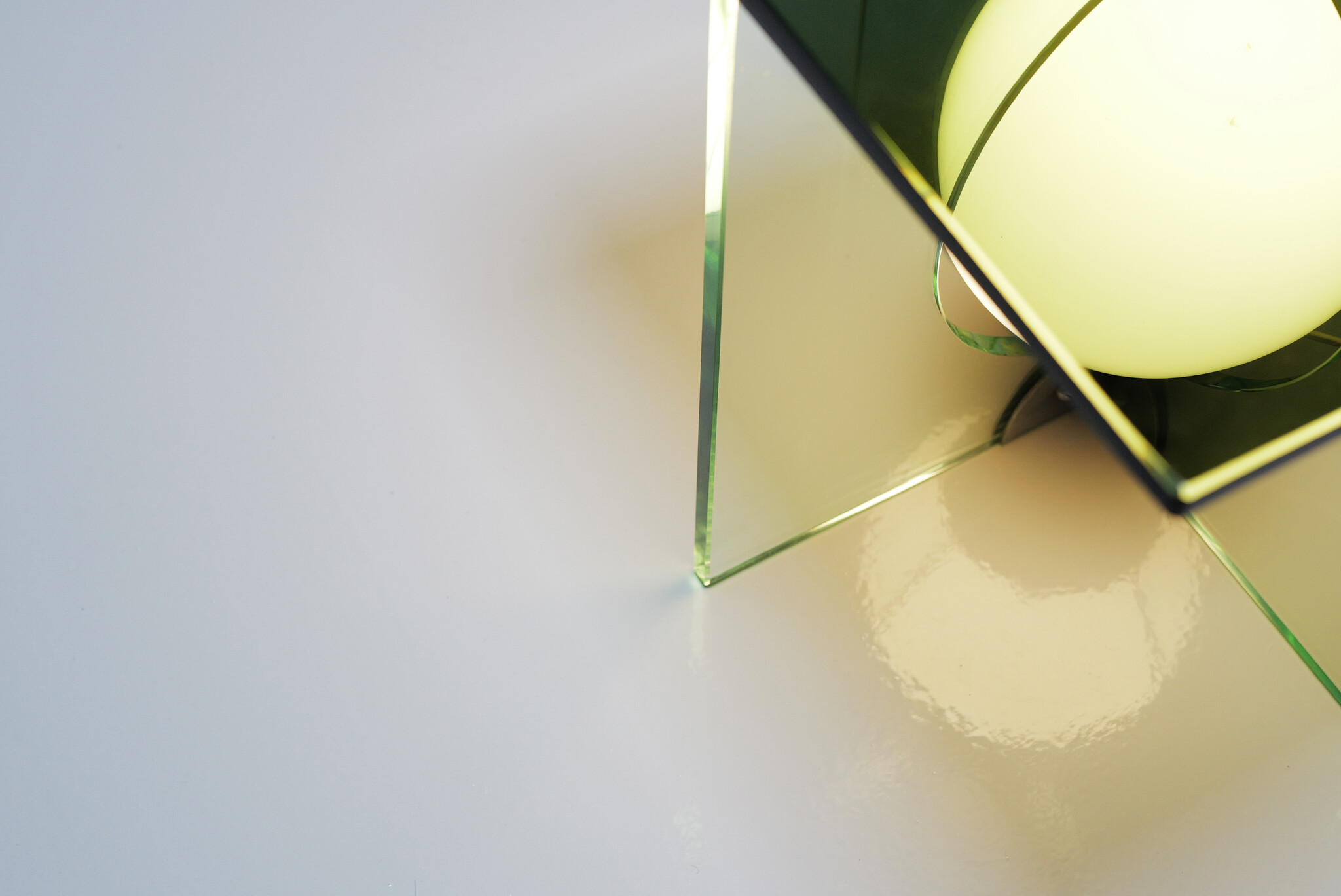Glass side Table by Giorgio Reggiori for Gallotti & Radice, 1970's