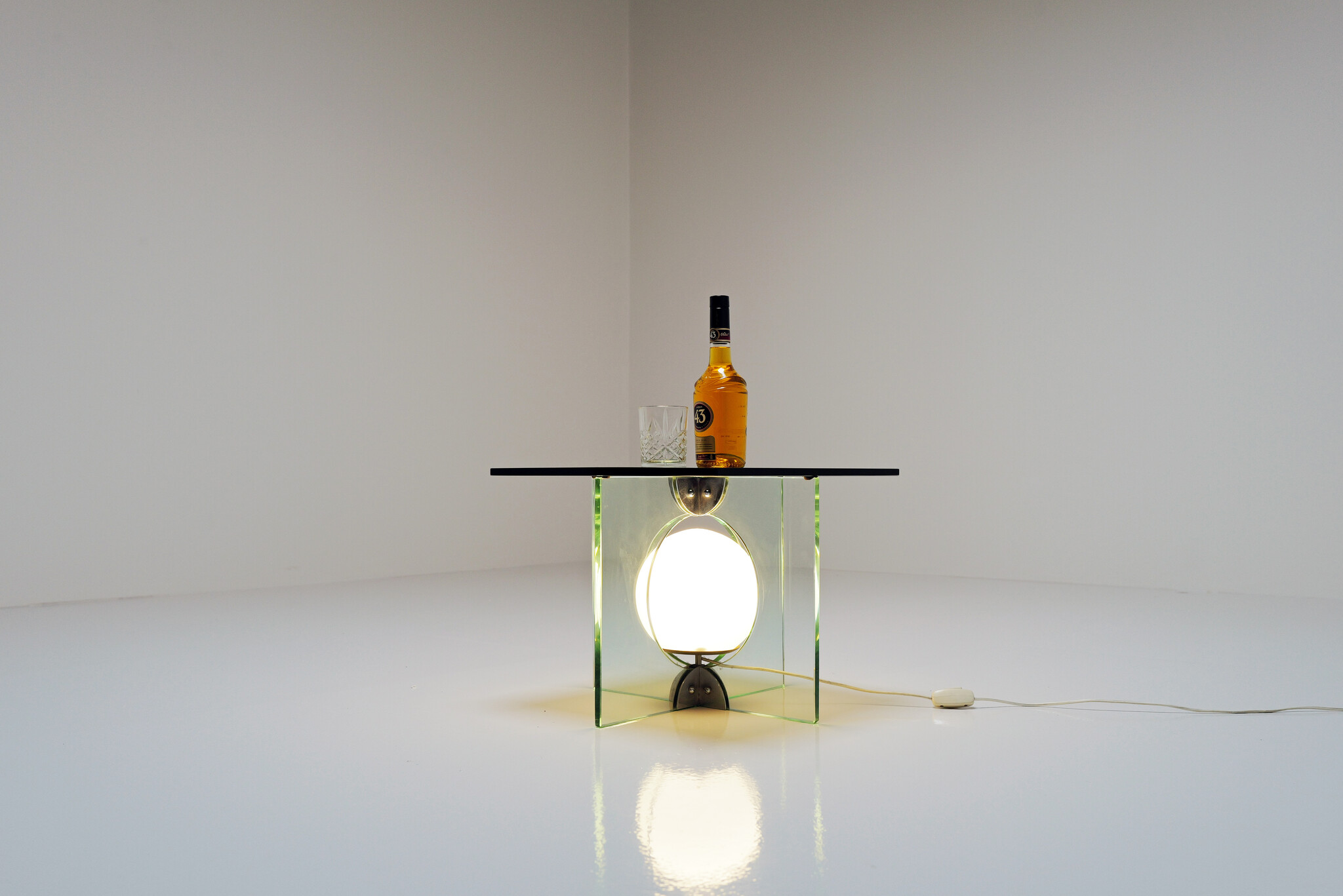 Glass side Table by Giorgio Reggiori for Gallotti & Radice, 1970's