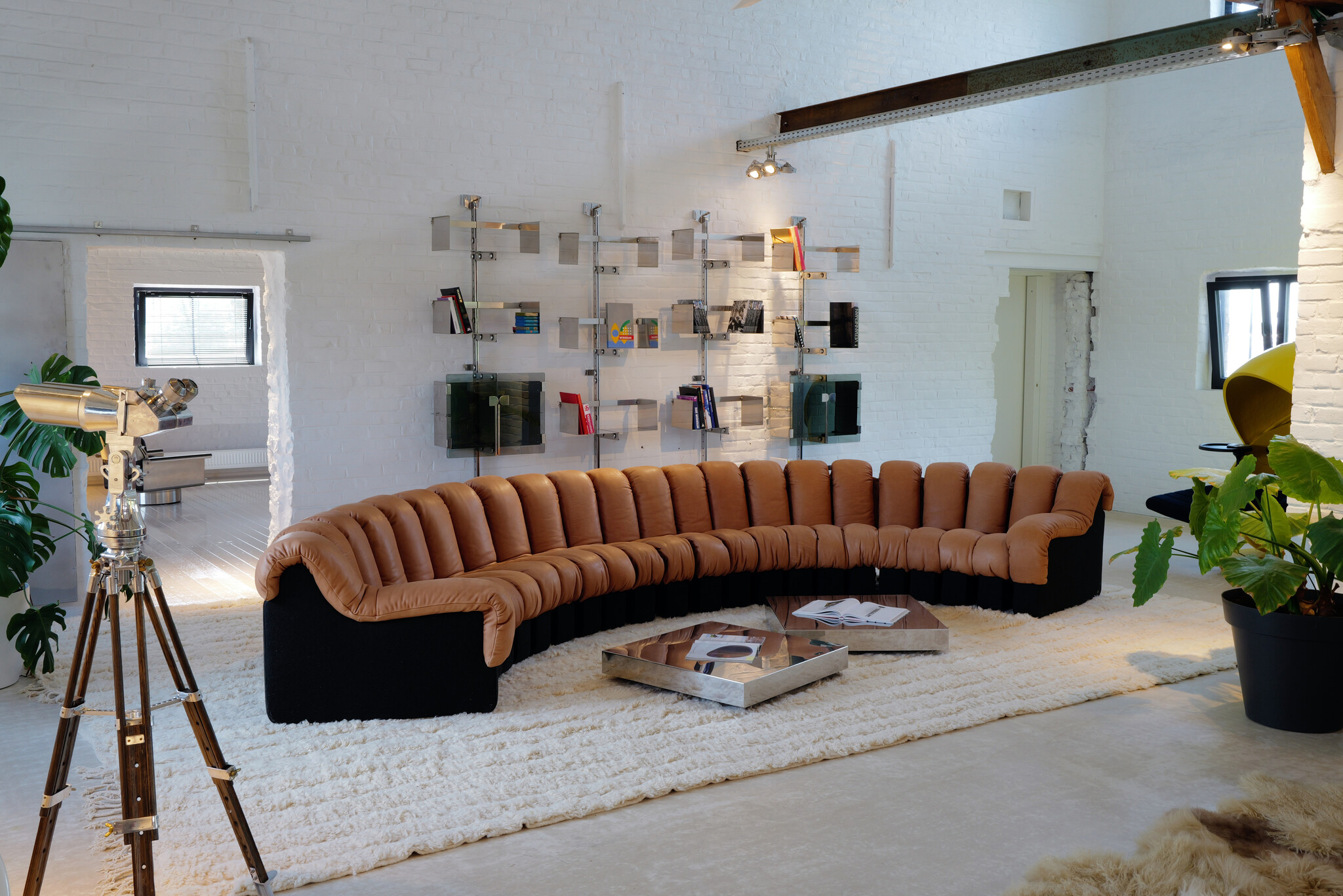 De iconische "Snake sofa" De Sede DS600