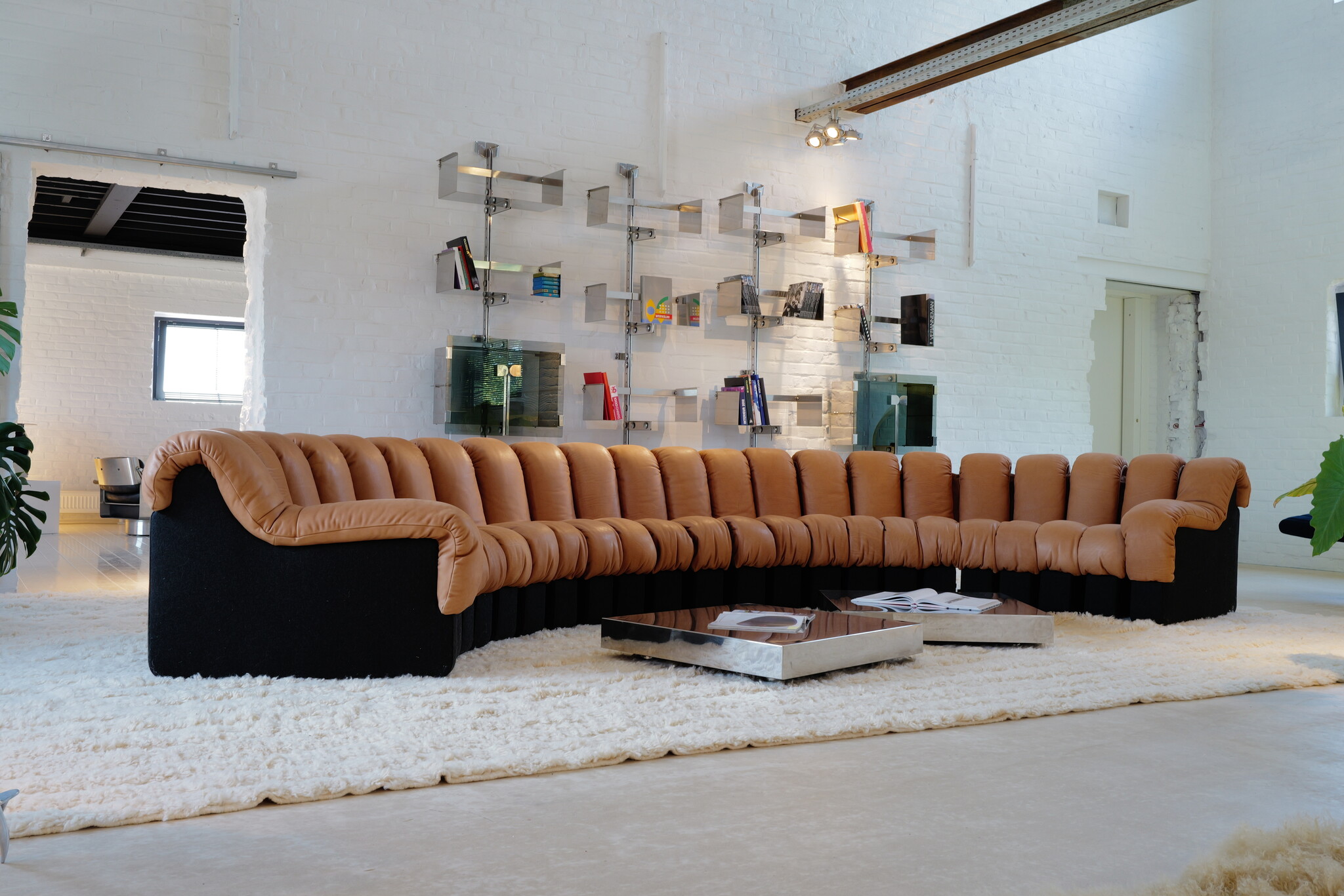 De iconische "Snake sofa" De Sede DS600