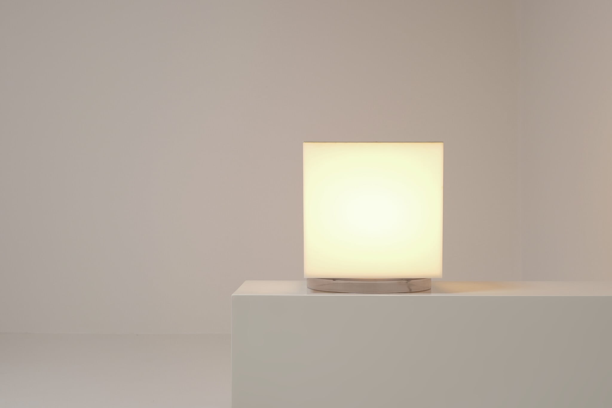 "Cubo Luce" tafellamp van Studio OPI voor Cini & Nils, 1980's