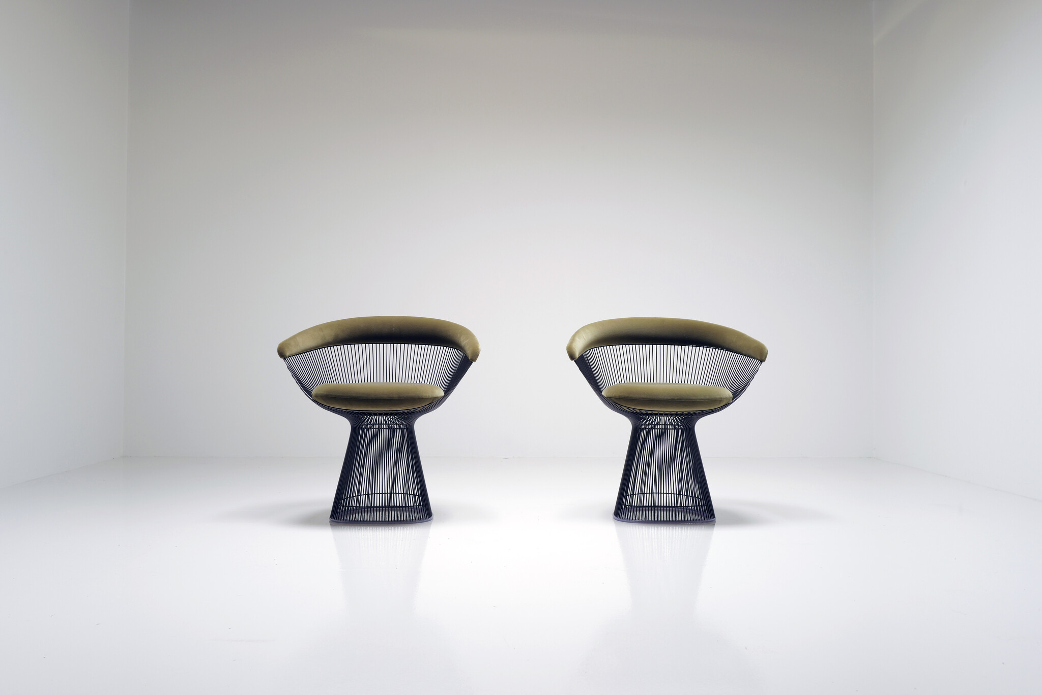 Set van 2 Warren Platner armstoelen voor Knoll, 1960s