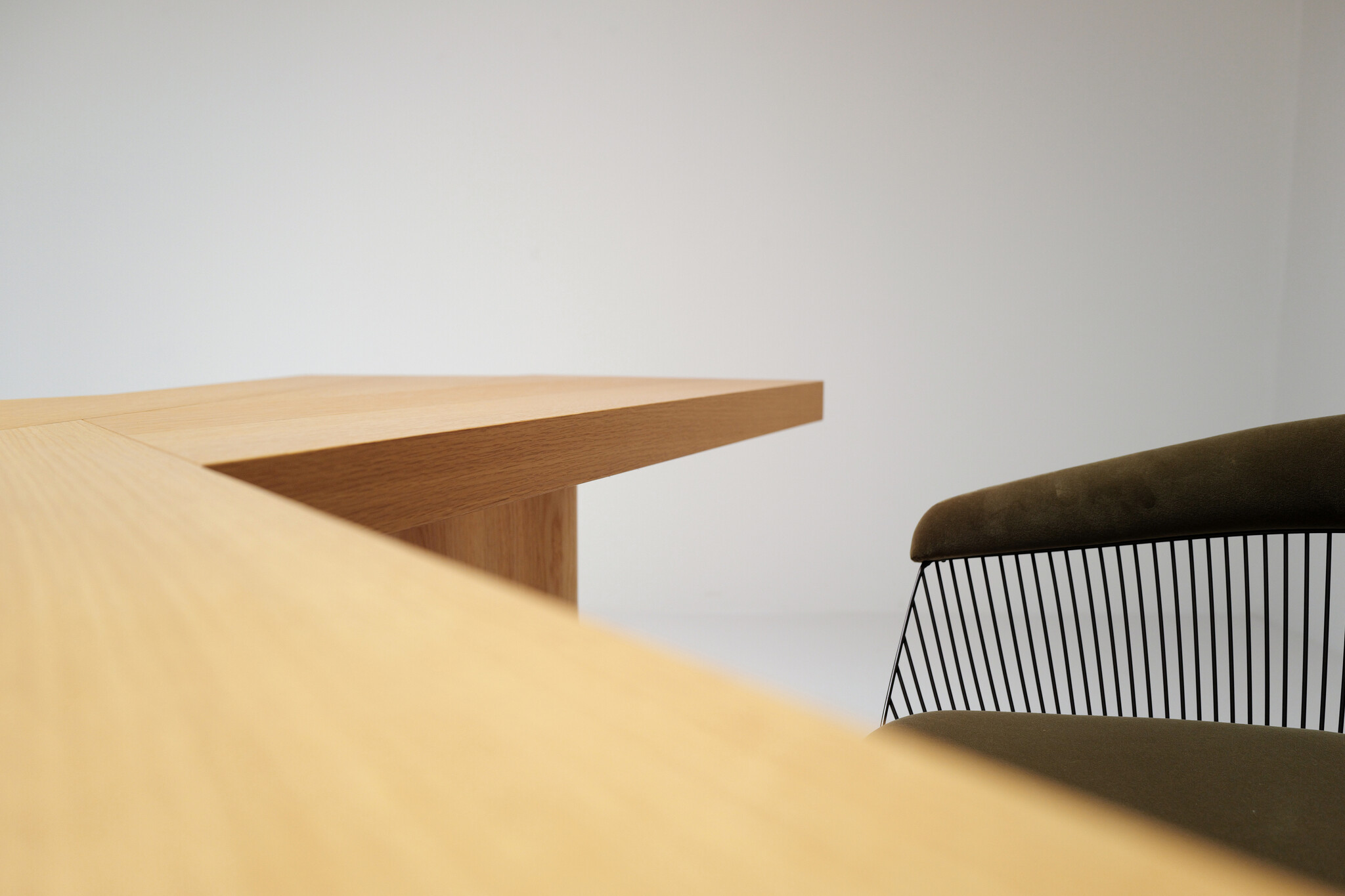 Natural Oak Ventaglio bureau van Charlotte Perriand voor Cassina