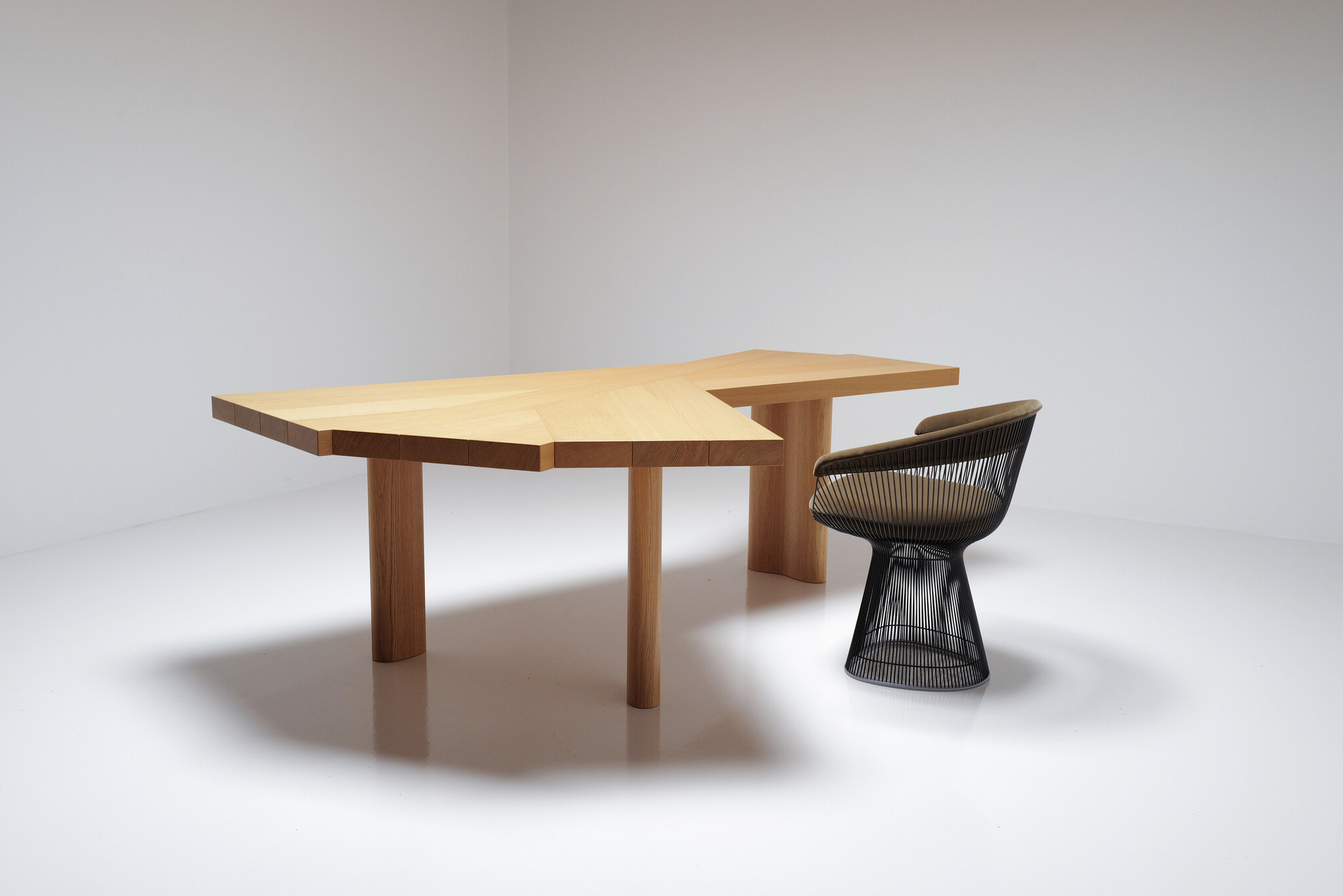 Natural Oak Ventaglio bureau van Charlotte Perriand voor Cassina