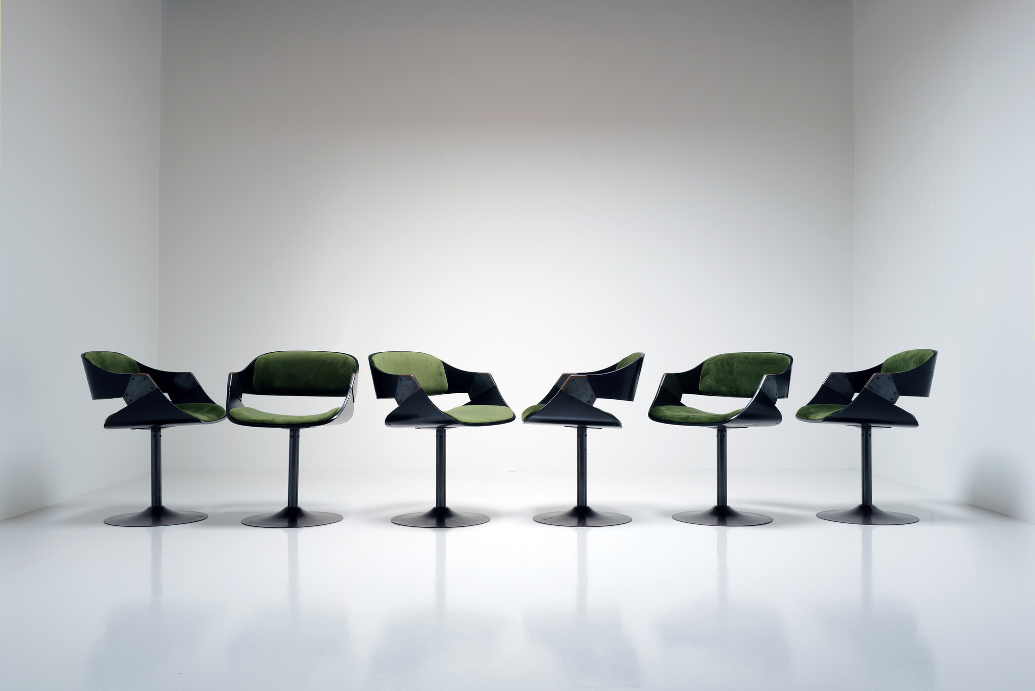 “Radiant” dining chairs van Rudi Verelst voor Novalux, 1970s