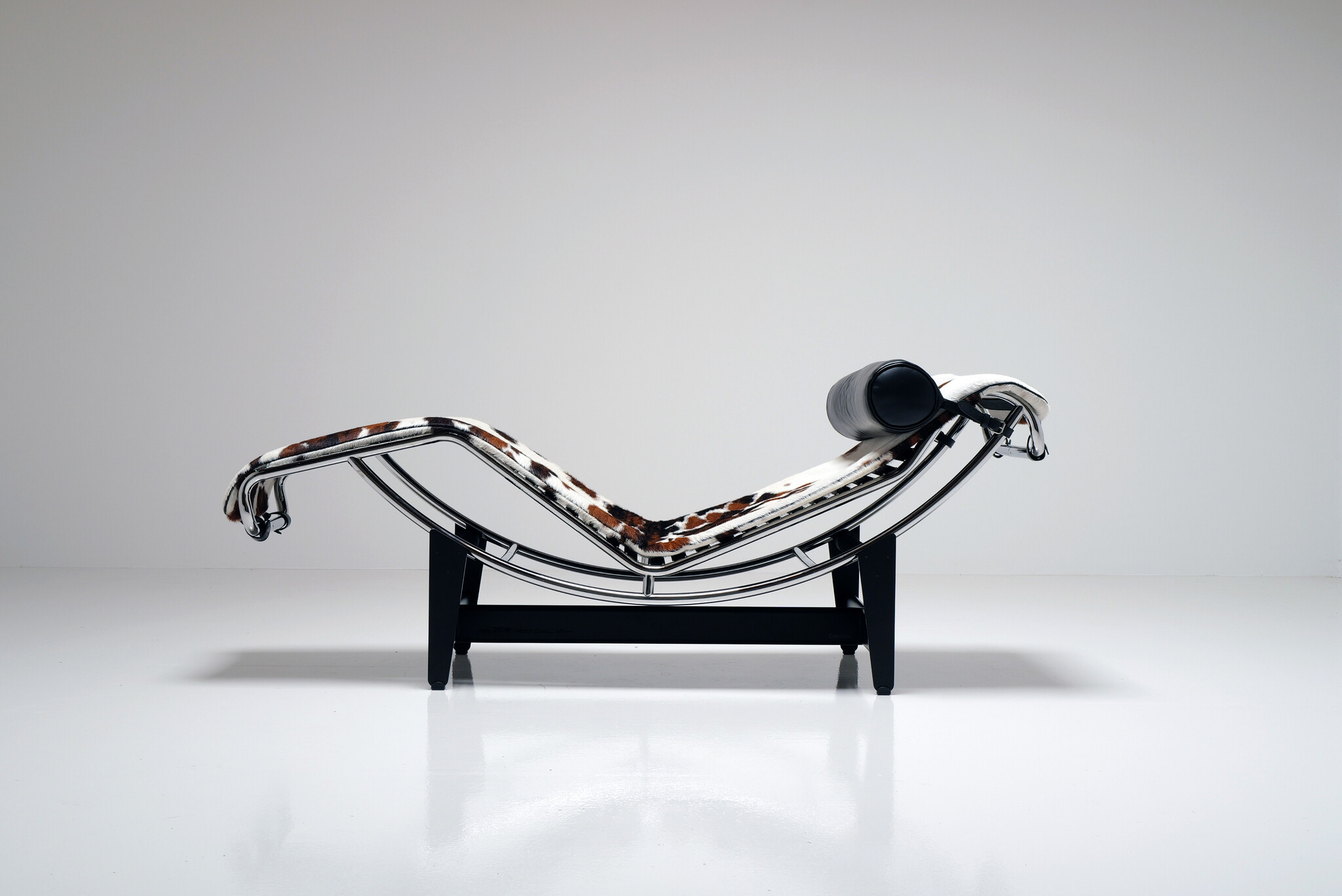 LC4 Chaise Longue van Le Corbusier, Pierre Jeanneret & Charlotte Perriand