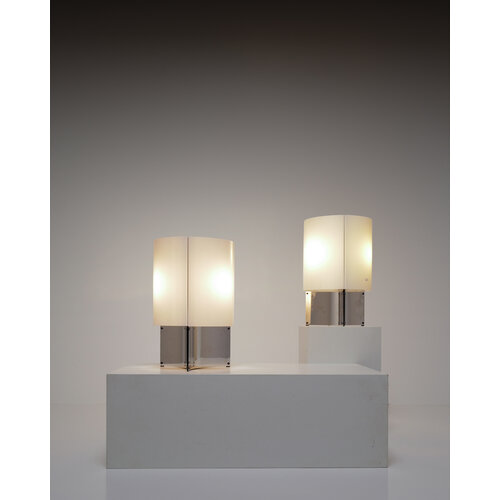 Lampe de table de Massimo Vignelli