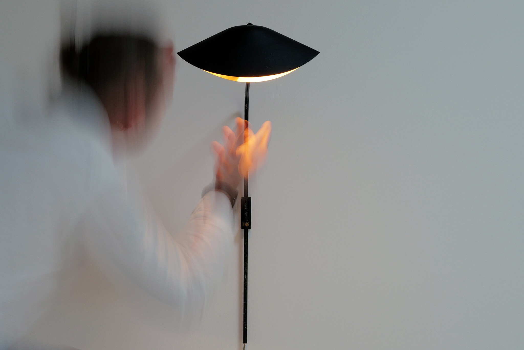 Wandlamp van Serge Mouille, eerste editie, 1953