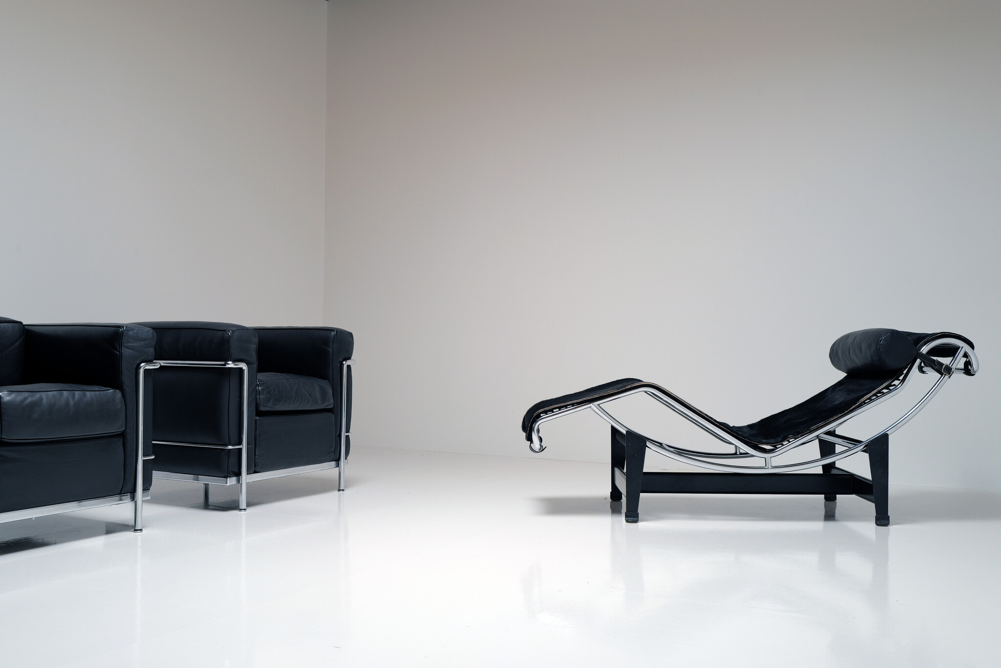 Vroege Cassina LC4 Chaise Longue van Le Corbusier, Pierre Jeanneret & Charlotte Perriand