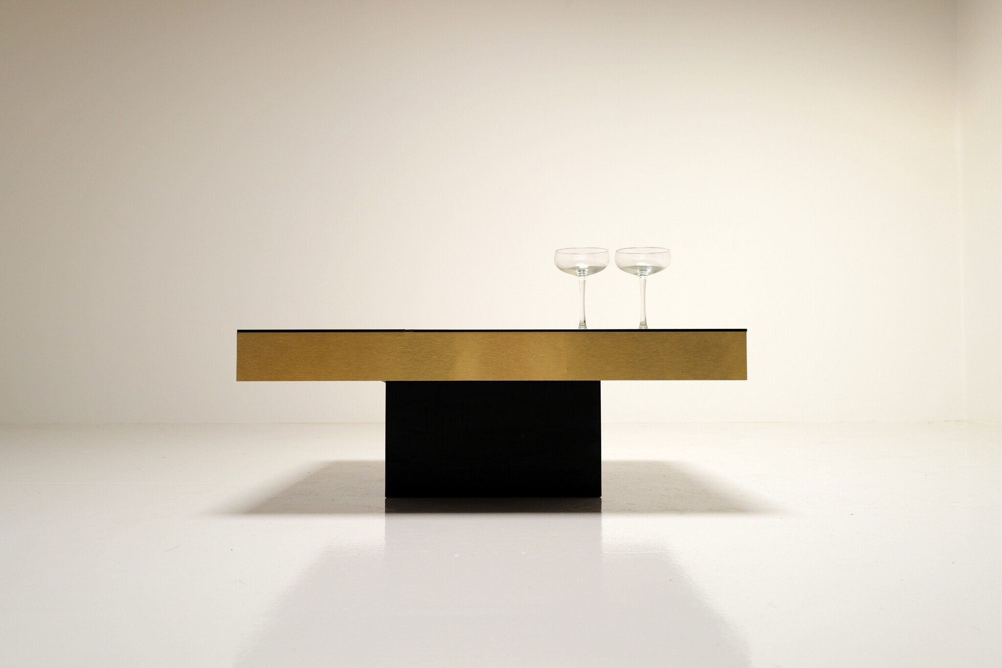 Barsalontafel in zwart en goud