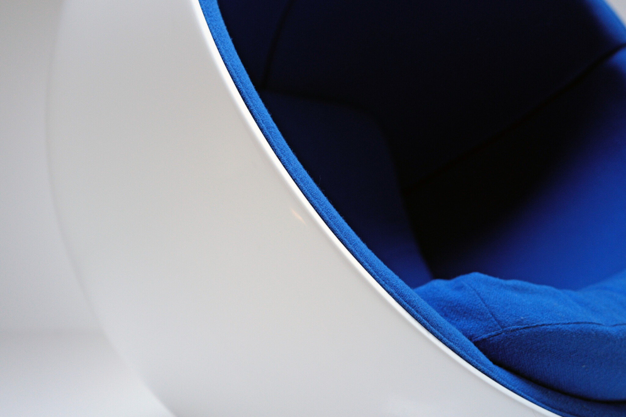 Eero Aarnio ball chair, 1963