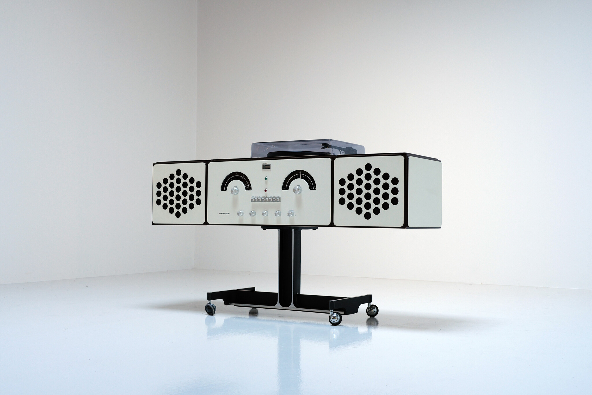 Radiophonograph Cubo RR226 Limited Edition van Achille & Pier Giacomo Castiglioni voor Brionvega, 2008